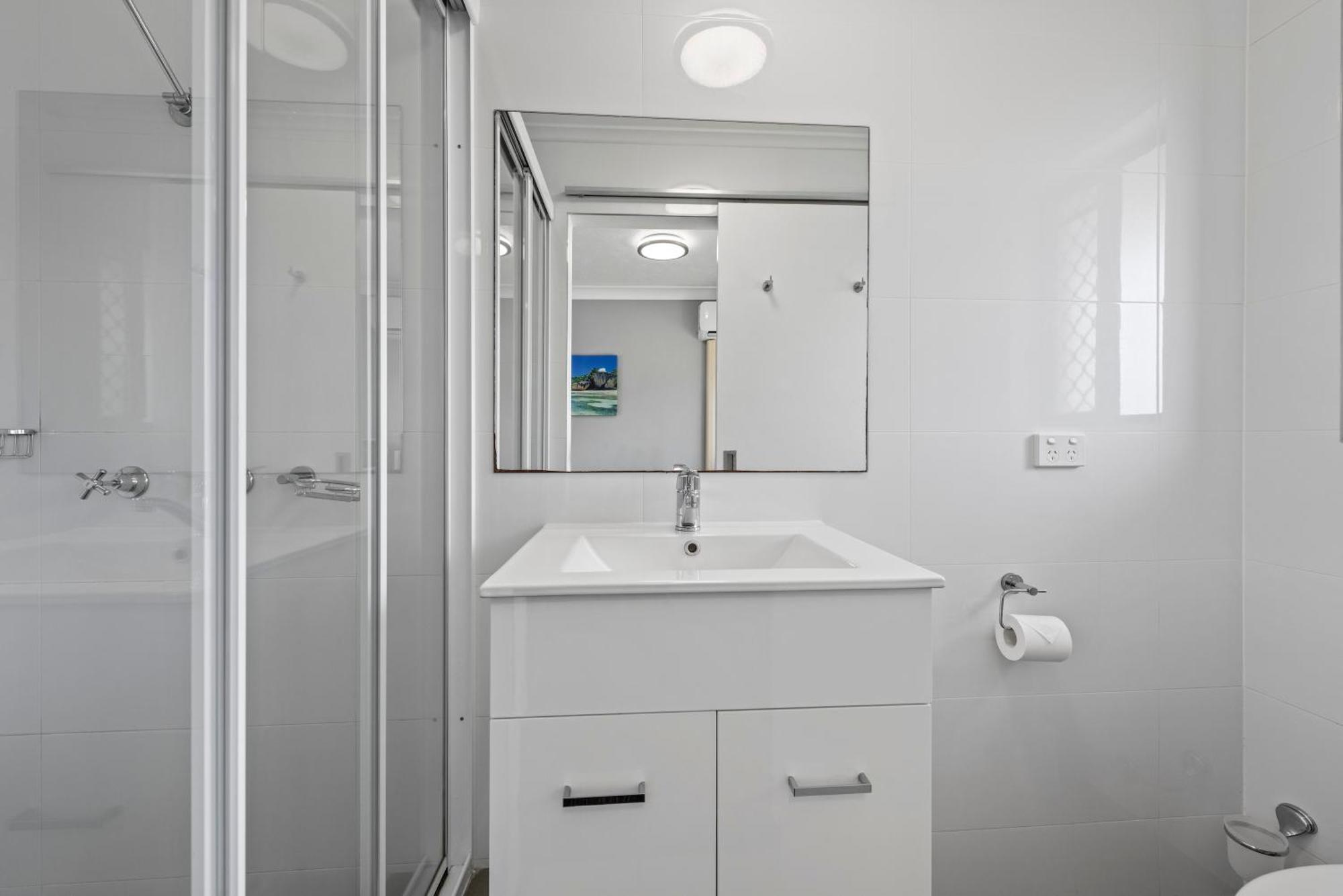 Gold Coast Inn 3*