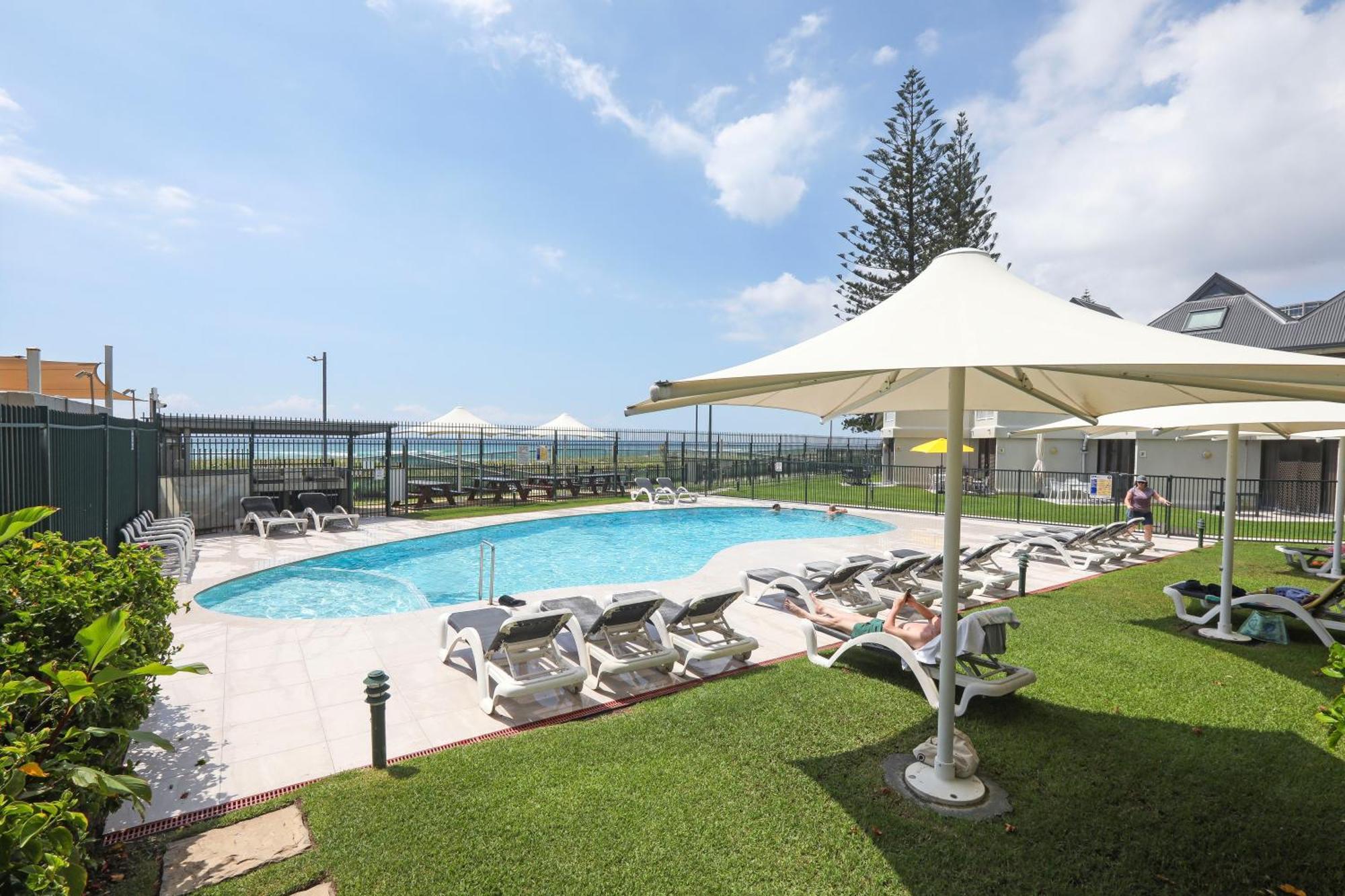 Aparthotel The Breakers 4*
