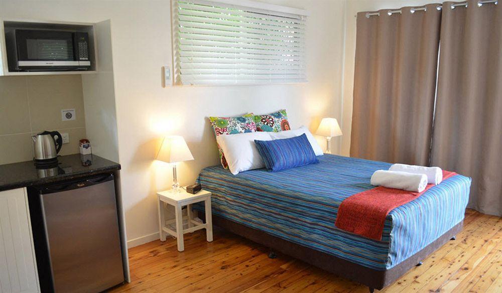 Motel La Costa Beachside 3*