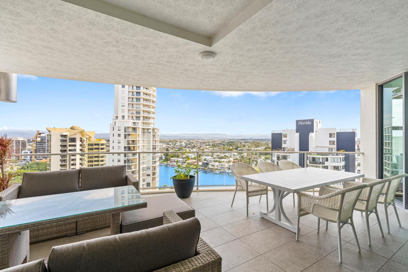 Wings Penthouse Sleeps 10 - Optimise Apartamento