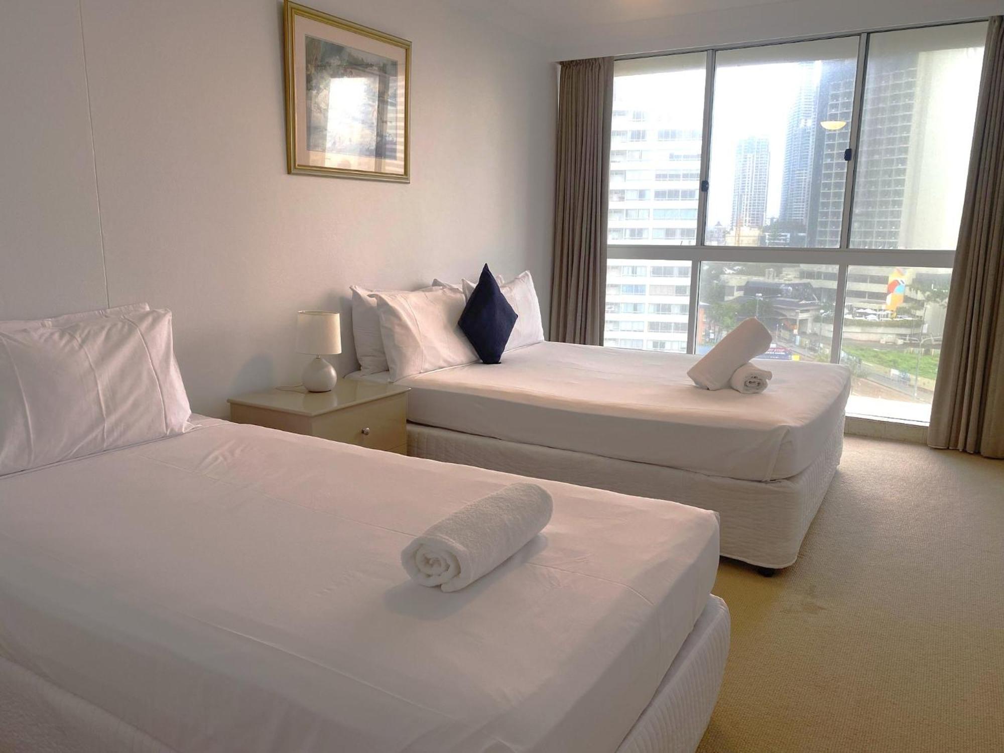 Hi Surf Beachfront Aparthotel