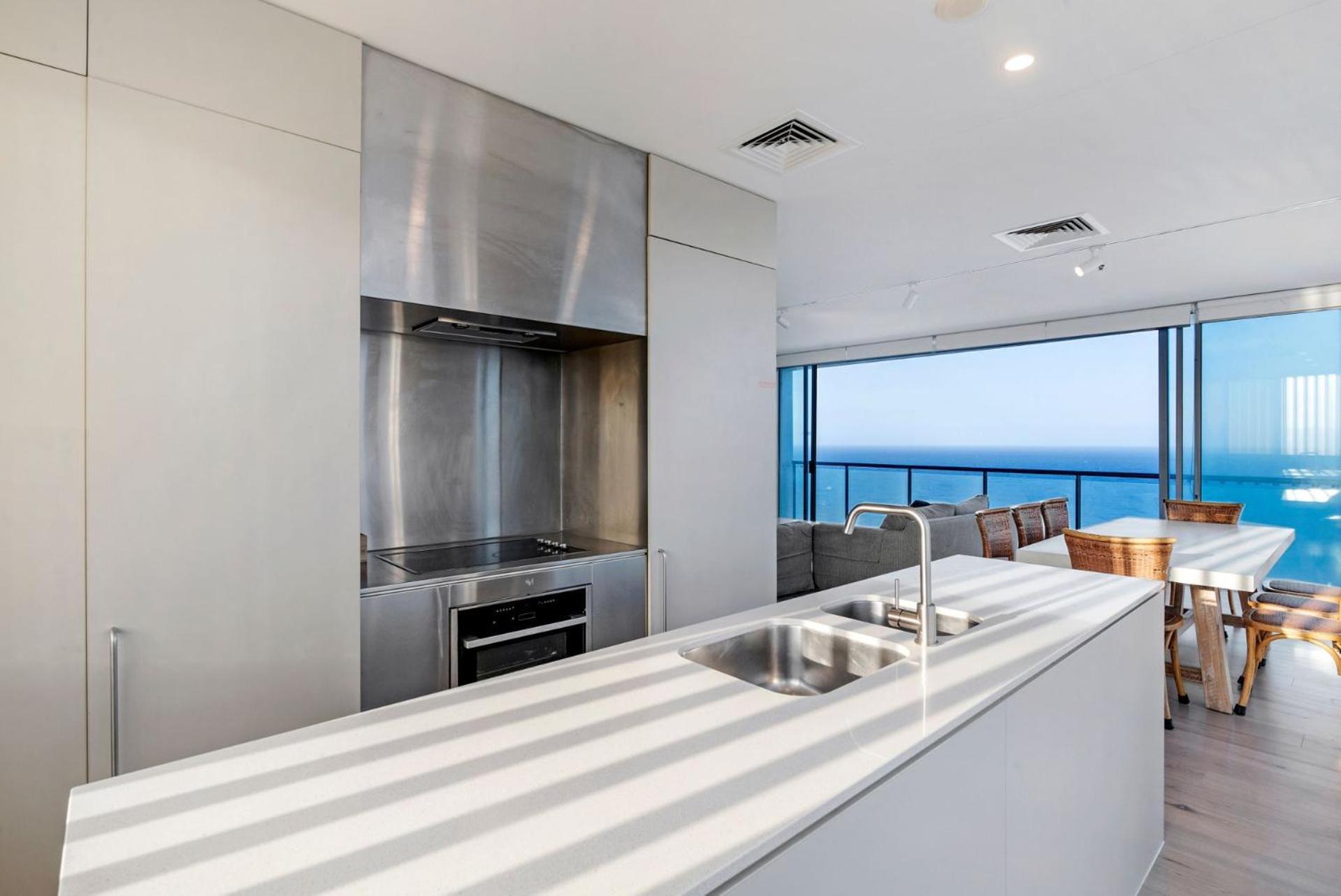 Air On Broadbeach 2 Level Private - Coasthm * Gold Coast