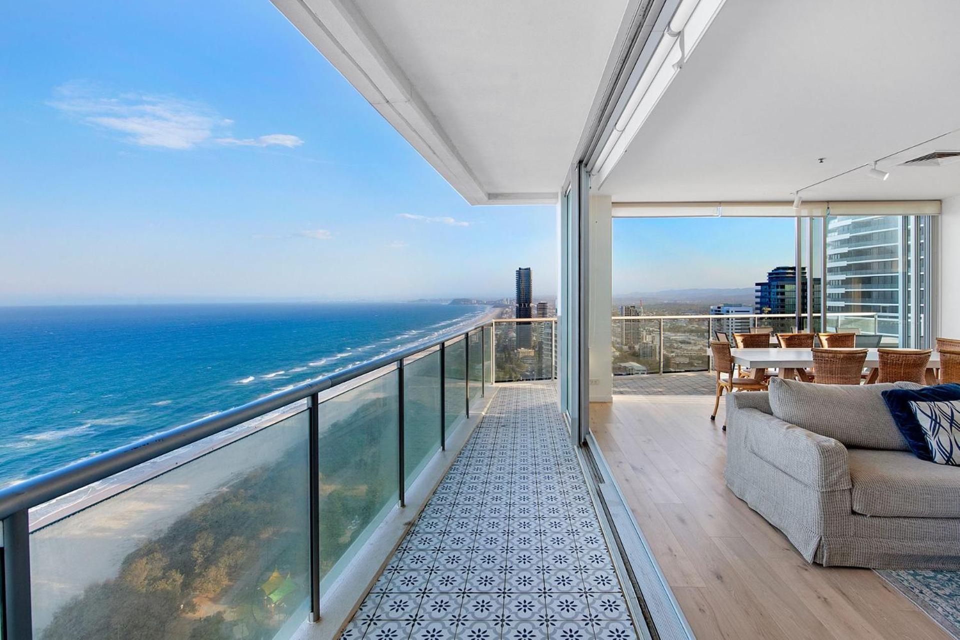 Air On Broadbeach 2 Level Private - Coasthm