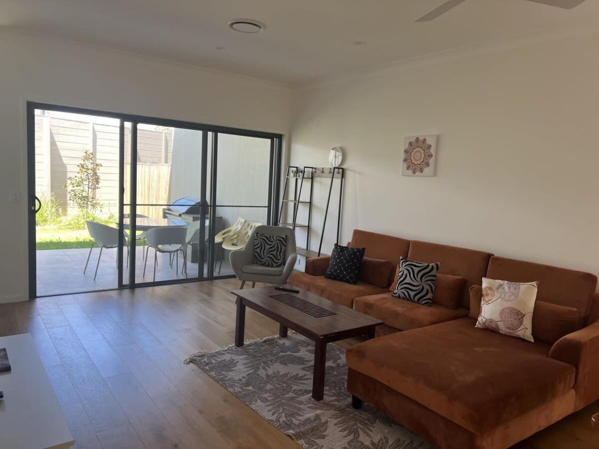 Stunning 3br In Serene Loc Varied Amenities Bbq Gold Coast