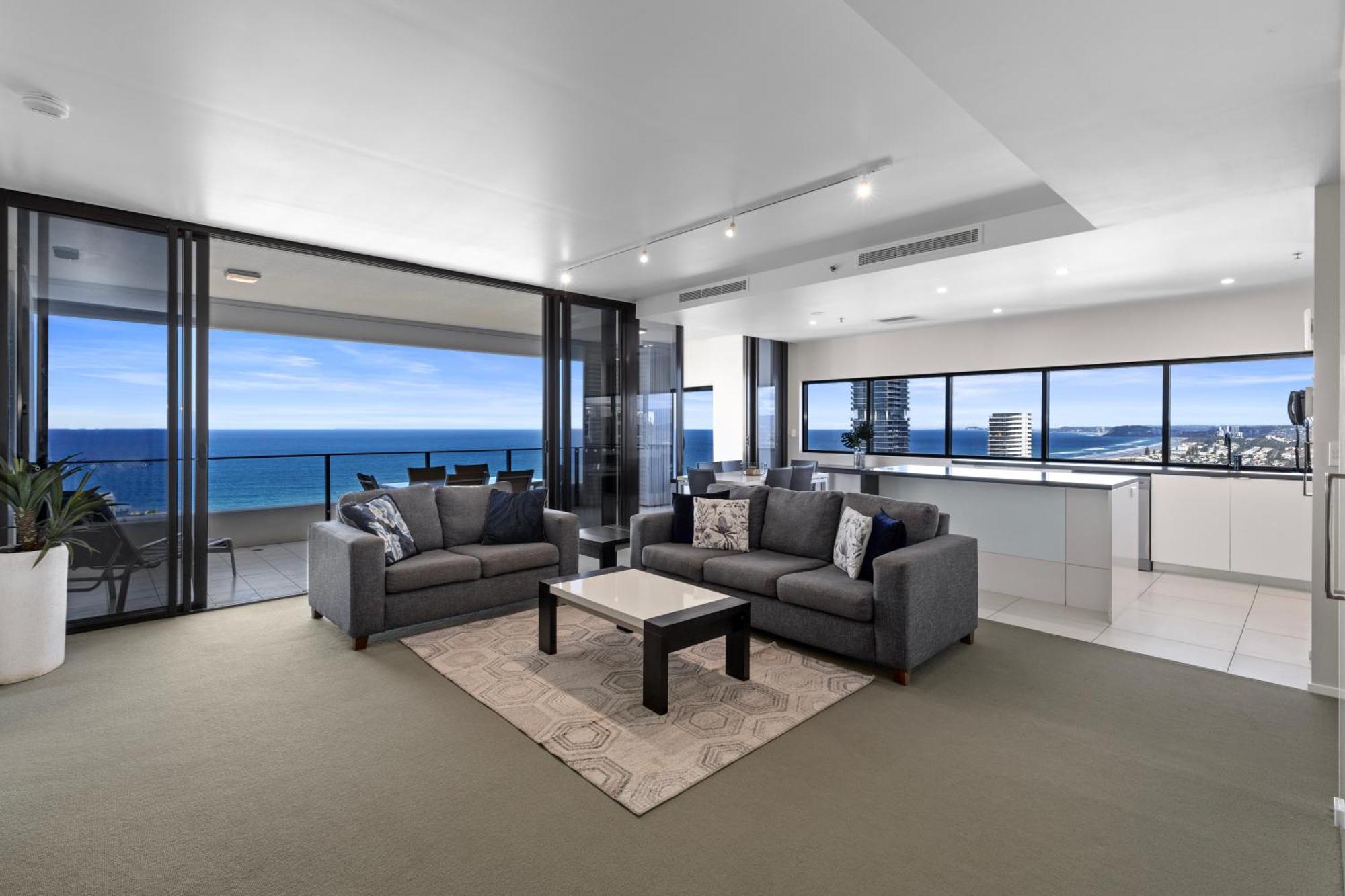 Ultra Broadbeach