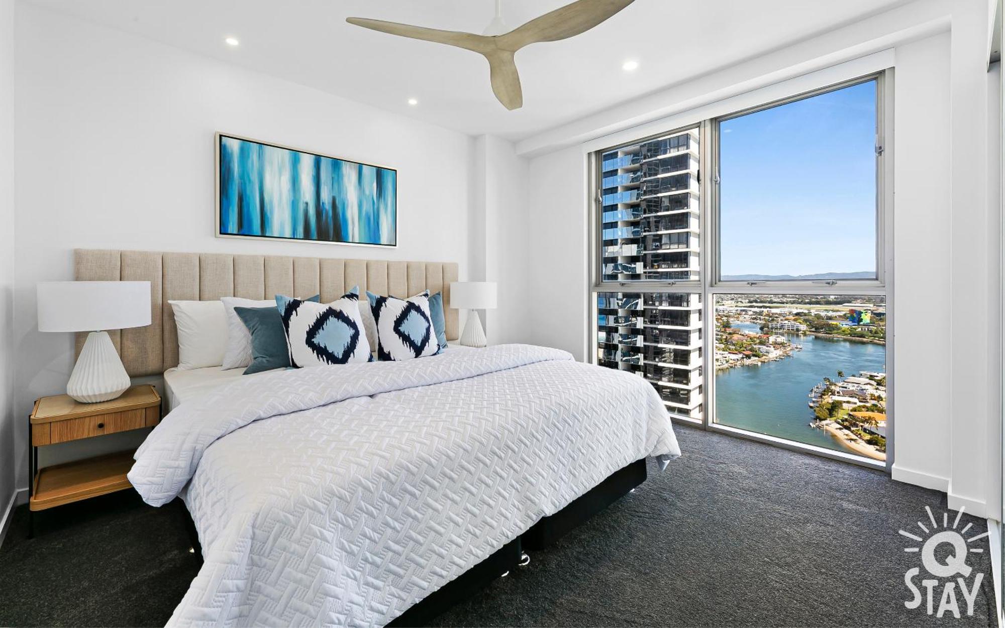 Apartment Chevron Renaissance Surfers Paradise Mid Week Madness Deal - Q Gold Coast