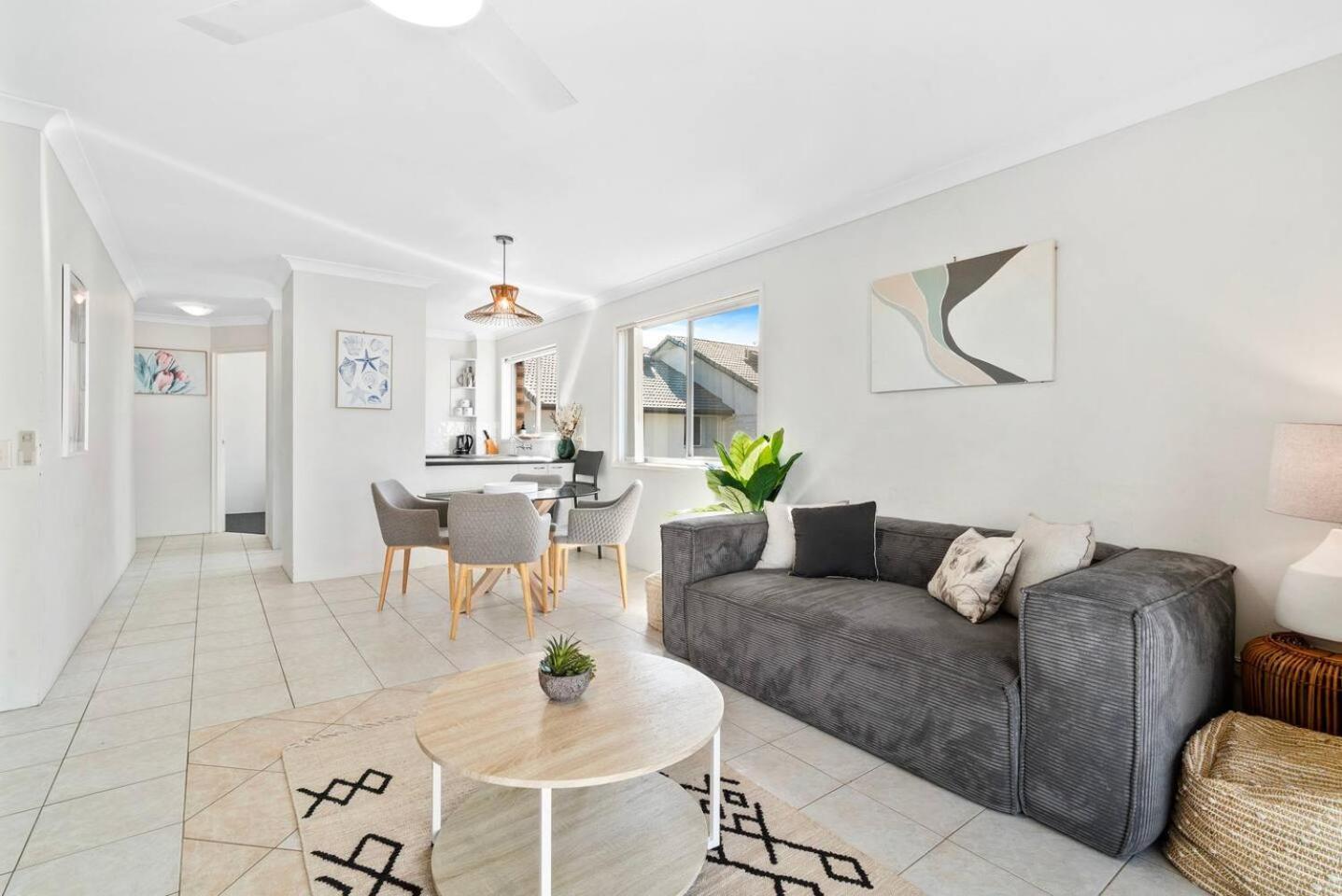 'golden State Of Mind' Coastal Haven In Broadbeach Apartment Gold Coast