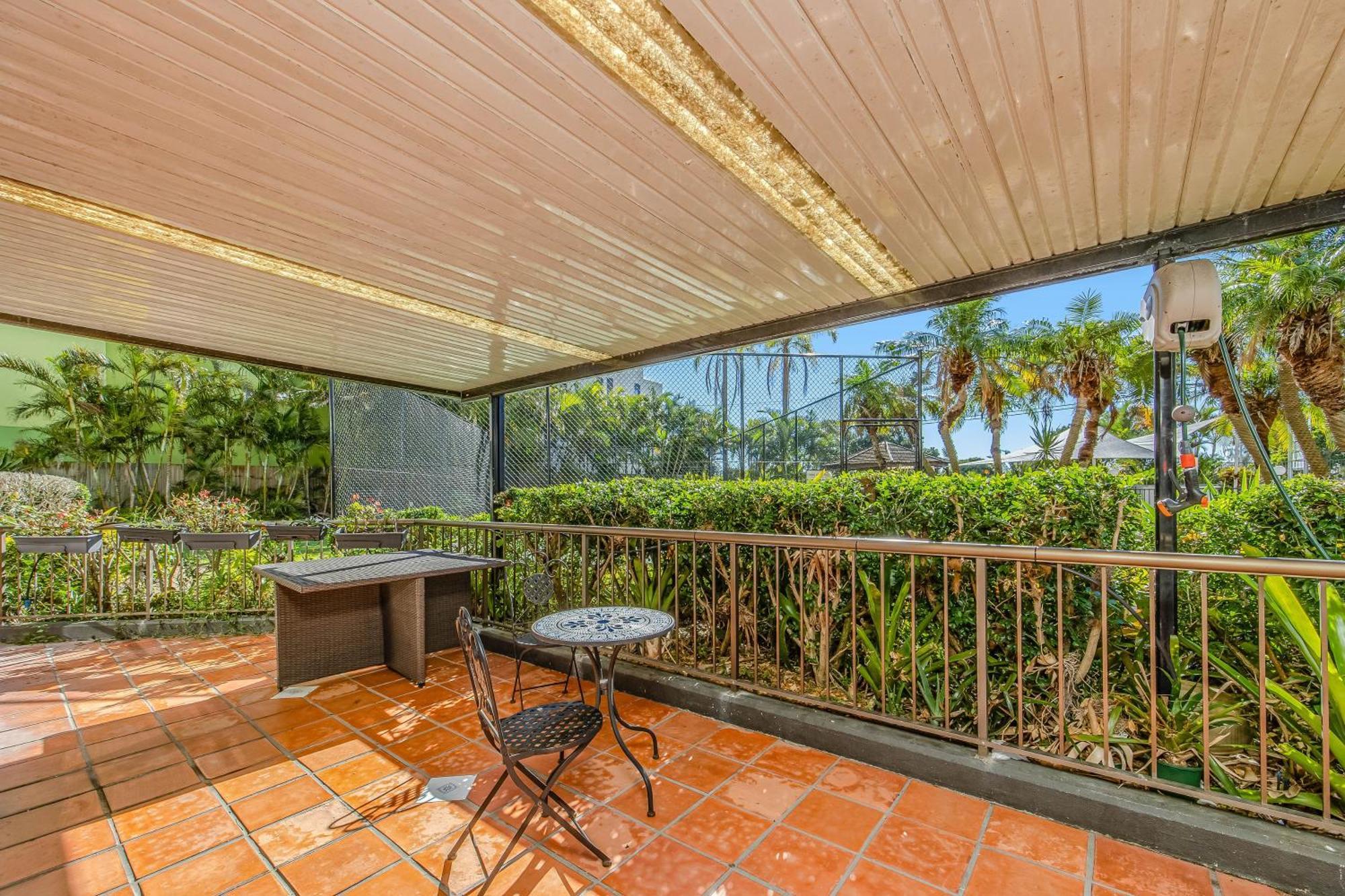 Palmerston Tower On Southport Broadwater Resort 3*