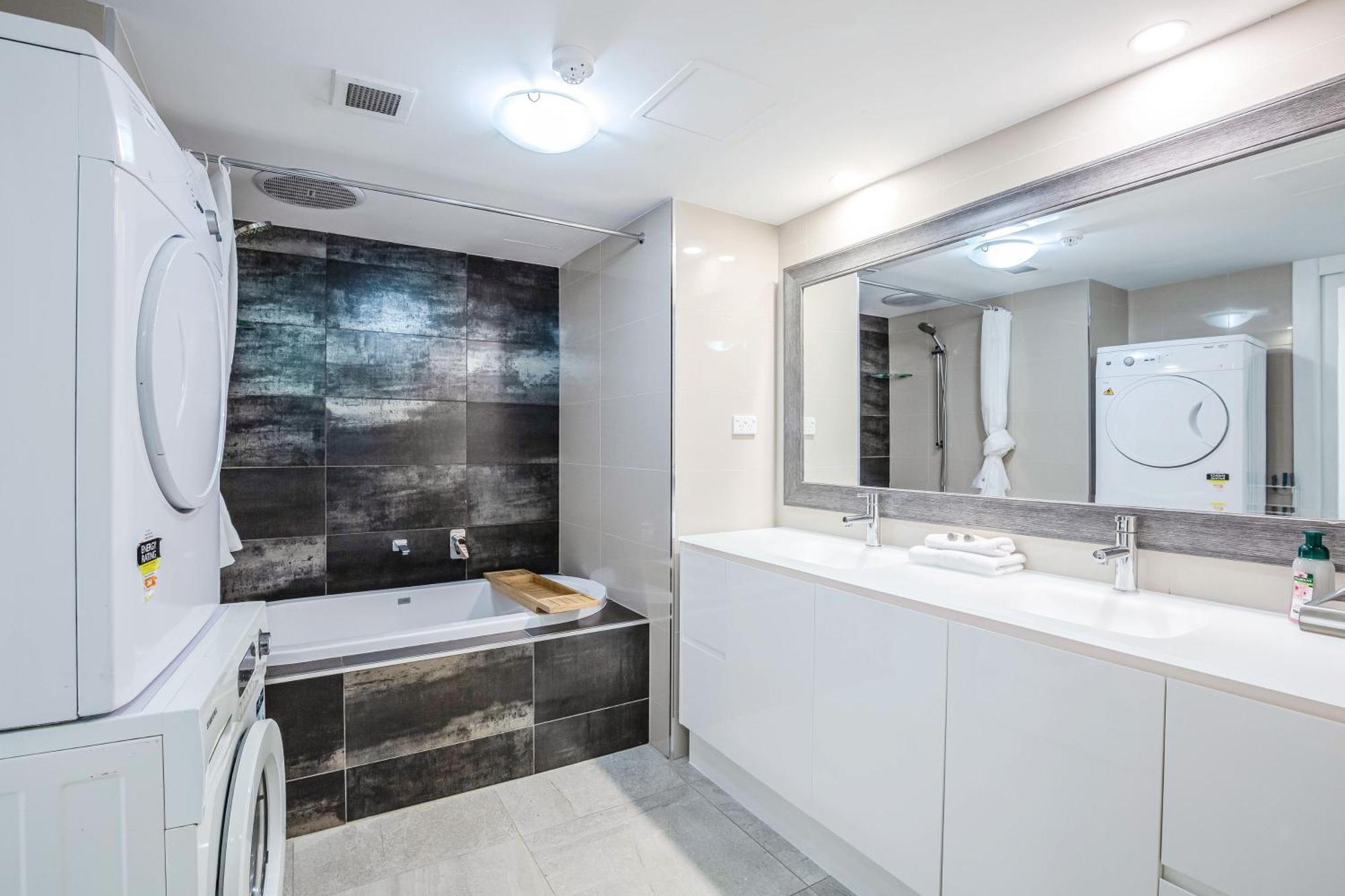 Palmerston Tower On Southport Broadwater Resort Gold Coast