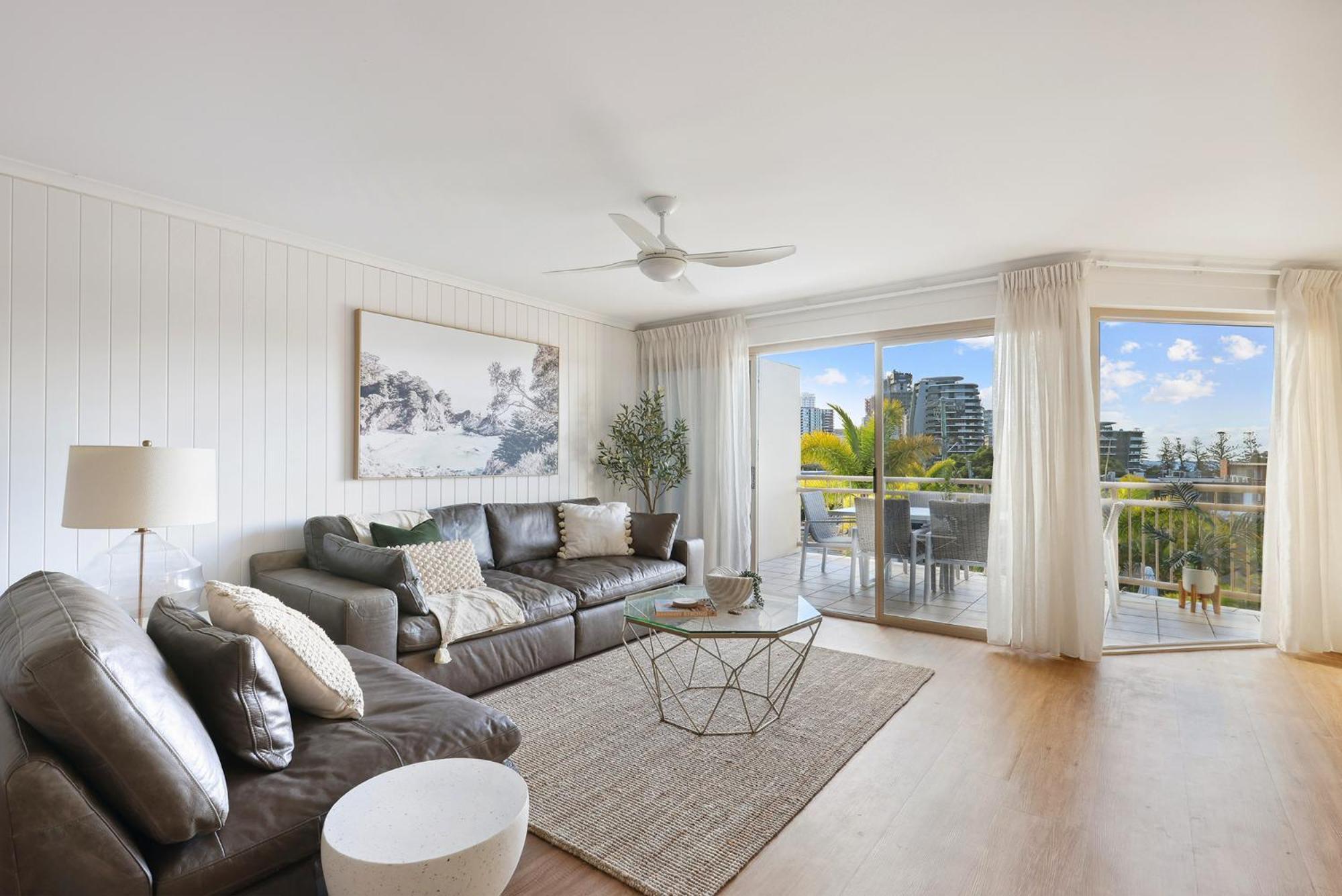 Apartment Burleigh Beachside Retreat