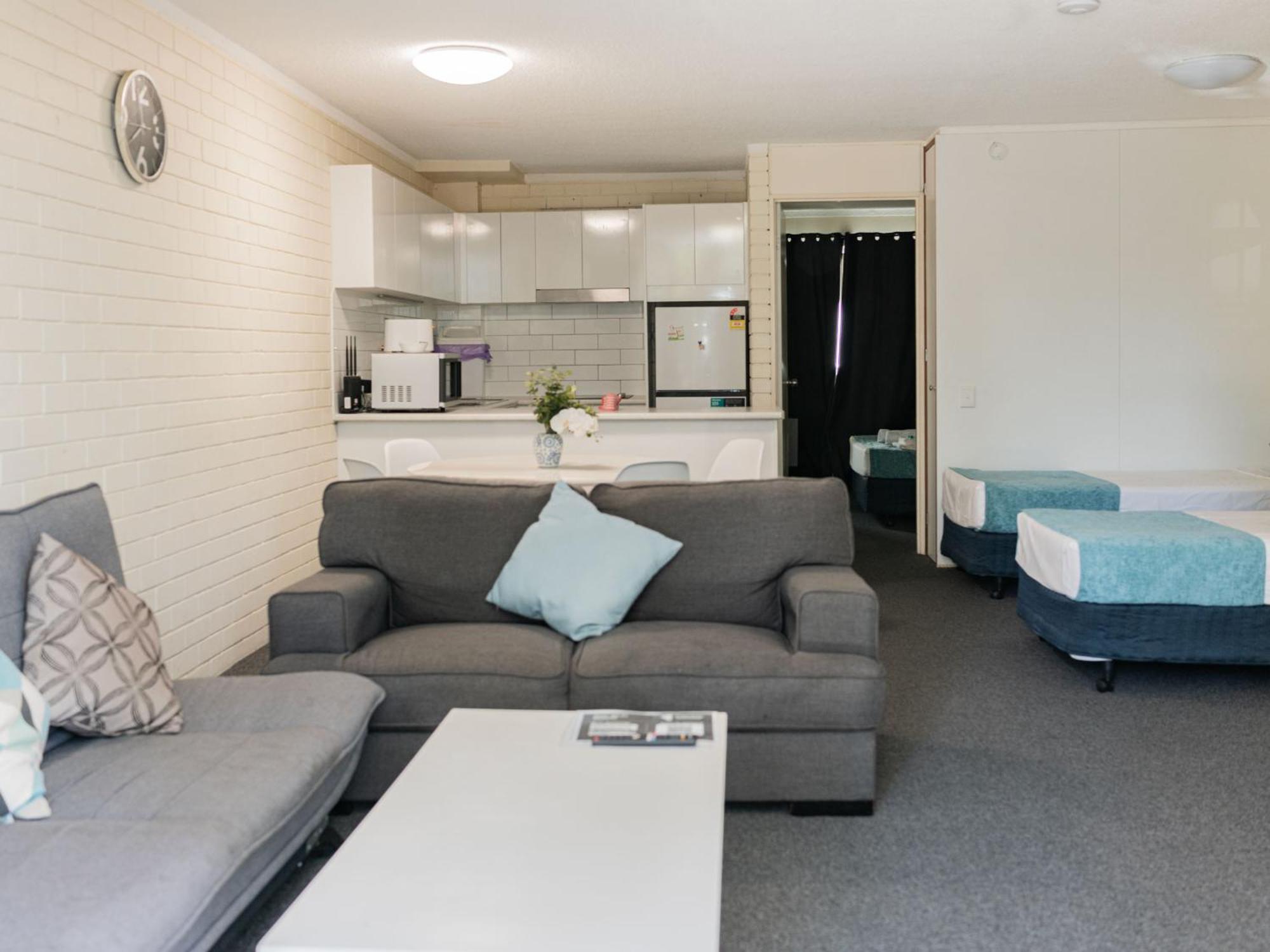Trickett Gardens Aparthotel Gold Coast