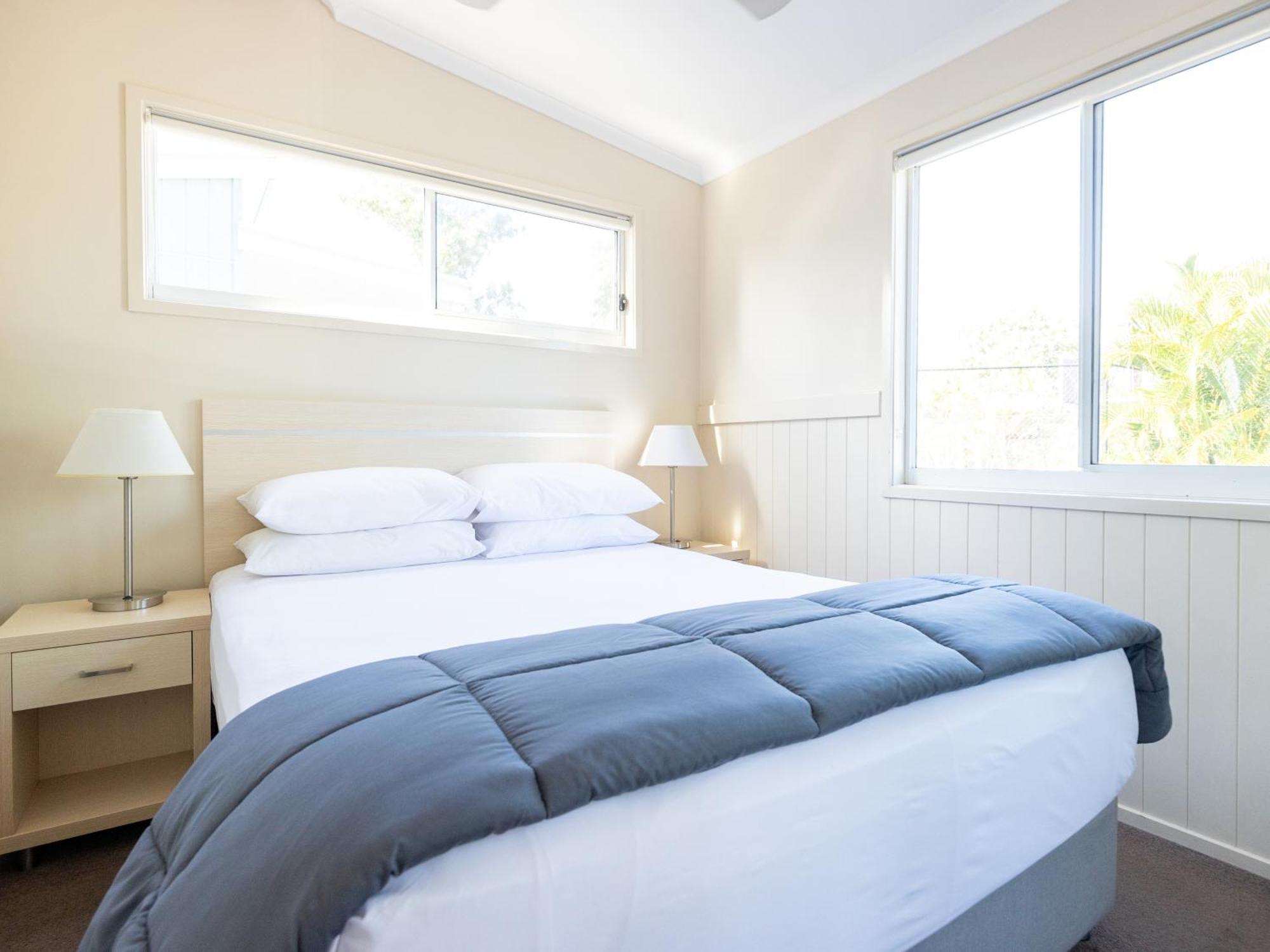 Nrma Treasure Island 4*