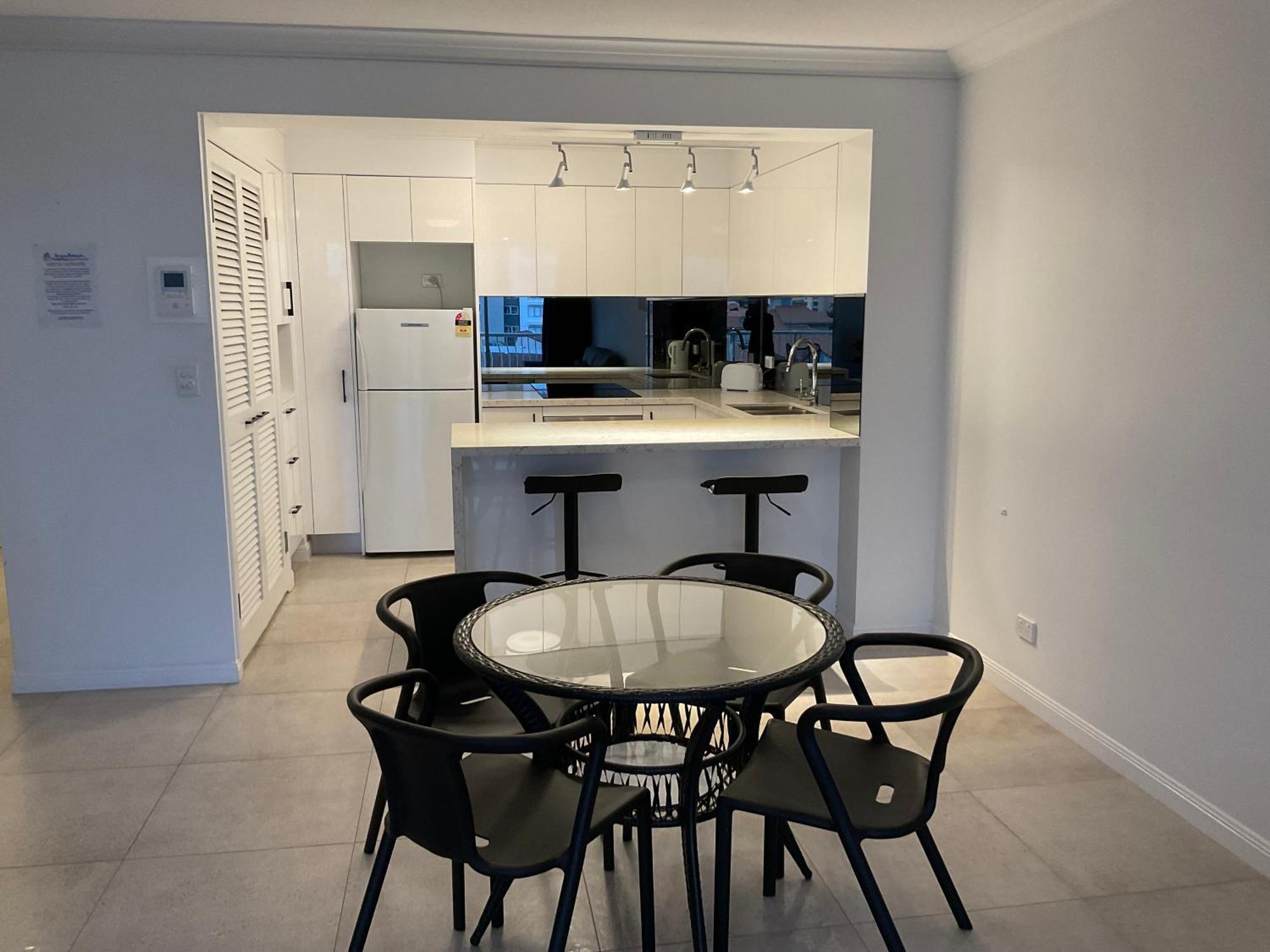 Aparthotel Broadbeach Gold Coast