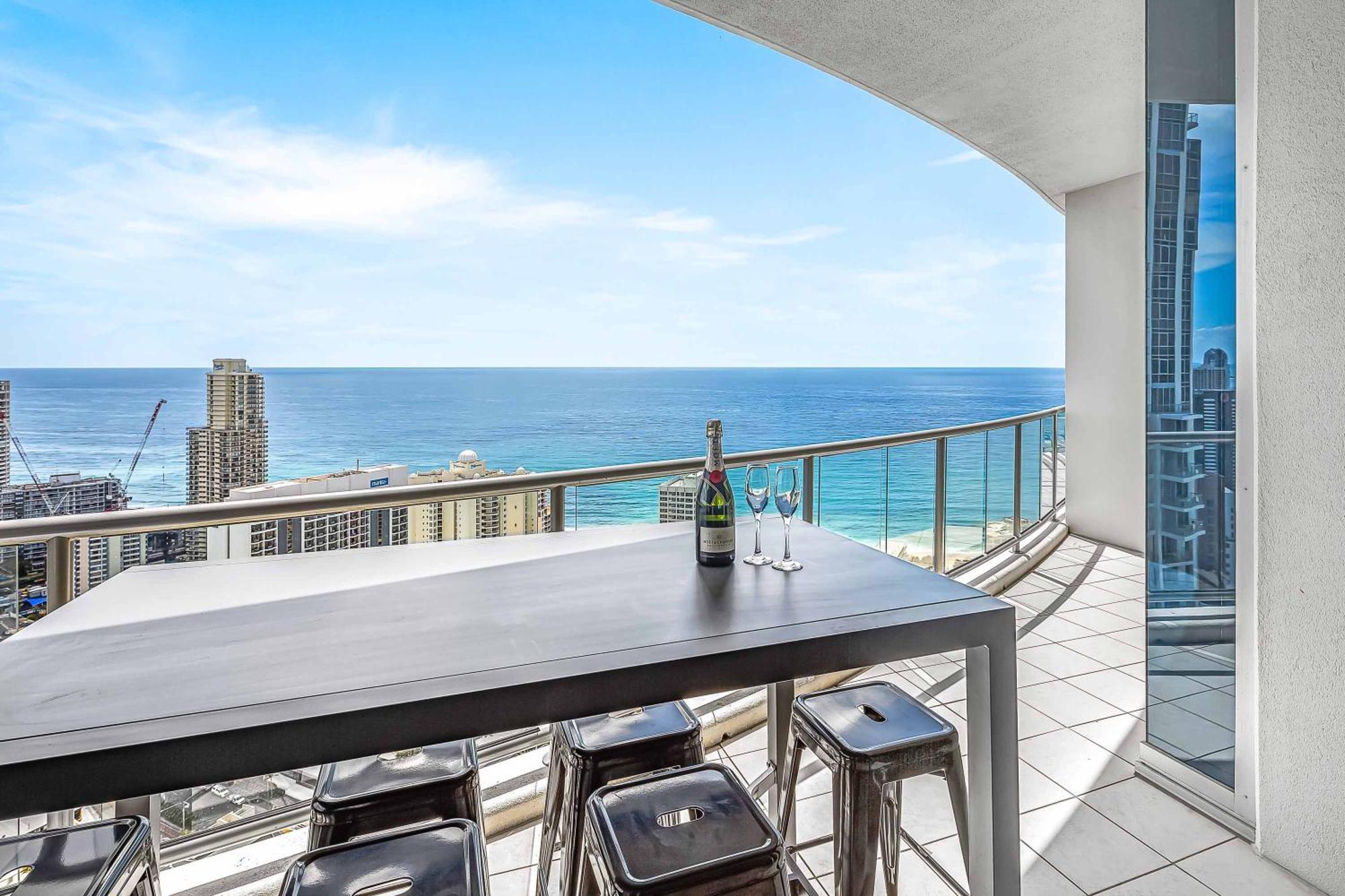 Apartment Chevron Renaissance Gold Coast