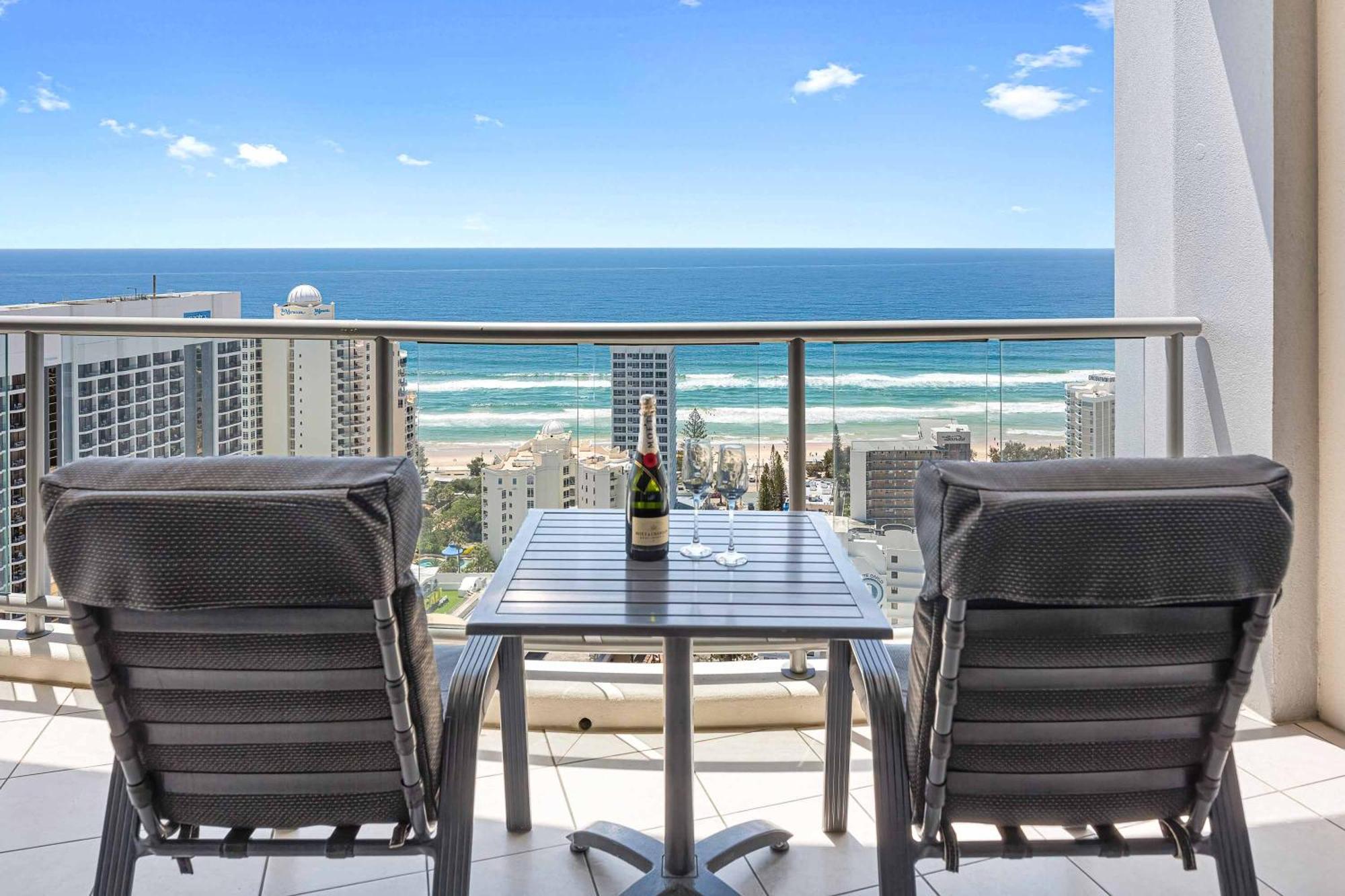 Chevron Renaissance Apartment Gold Coast