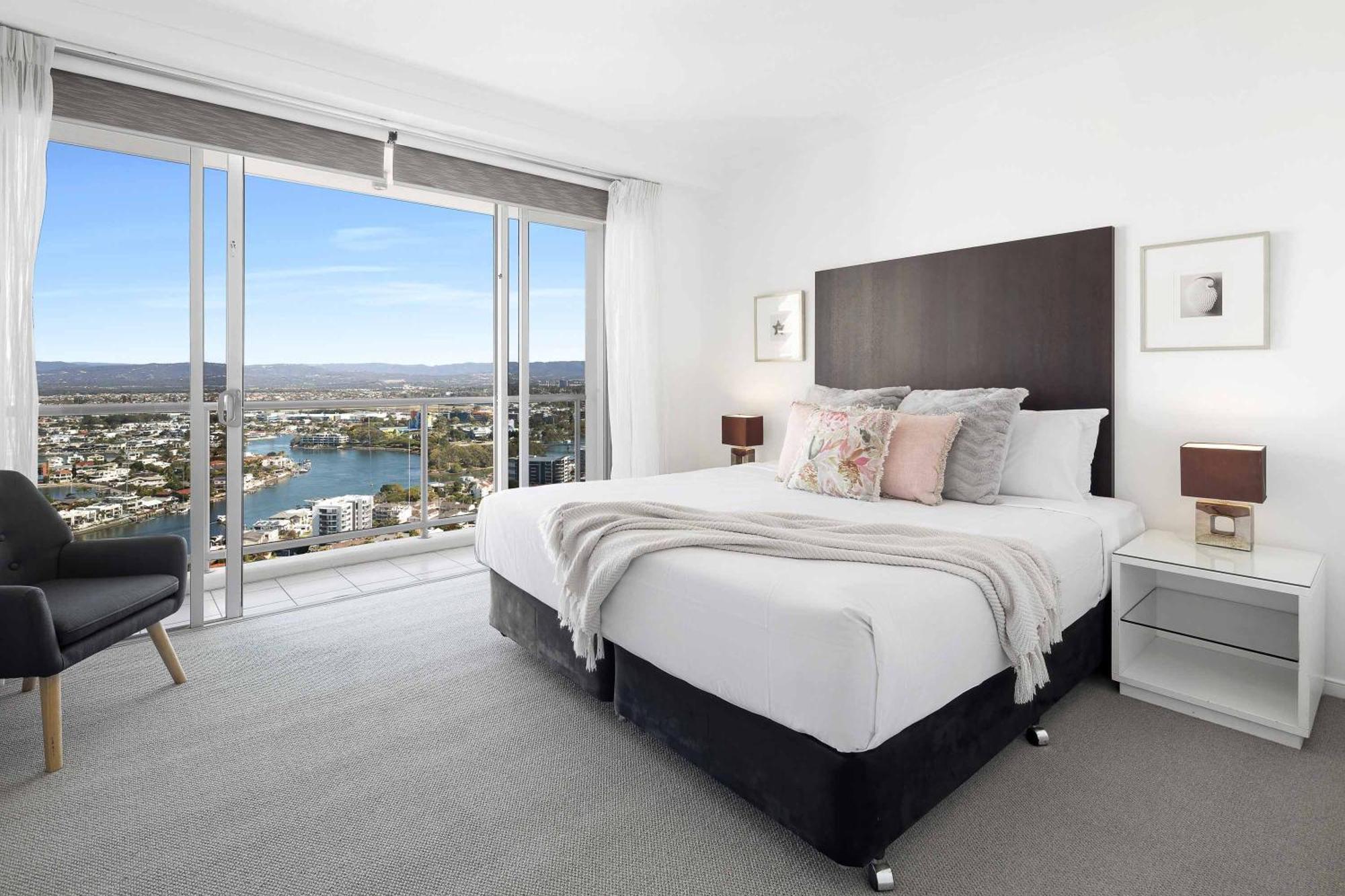 Chevron Renaissance * Gold Coast