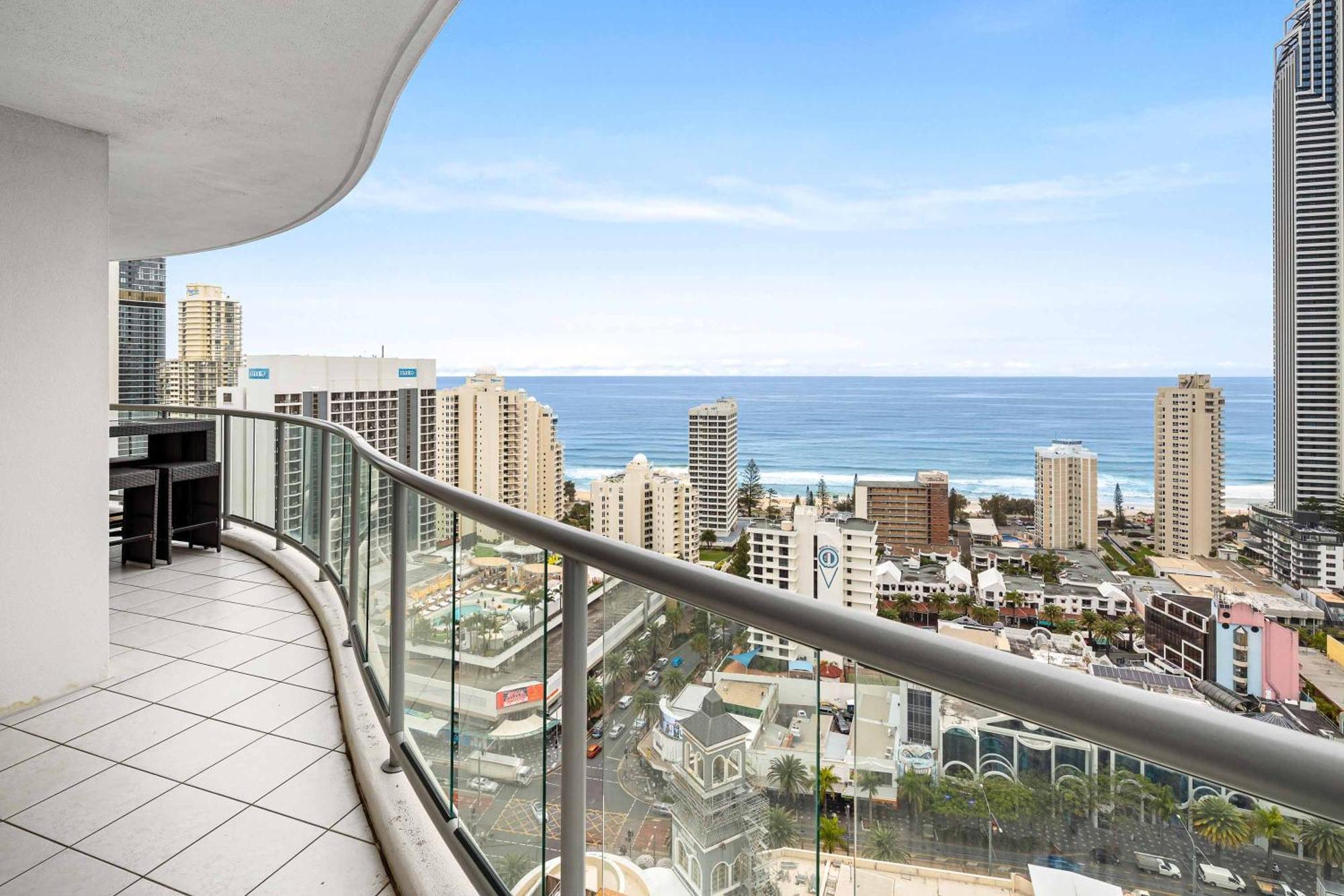 Chevron Renaissance * Gold Coast