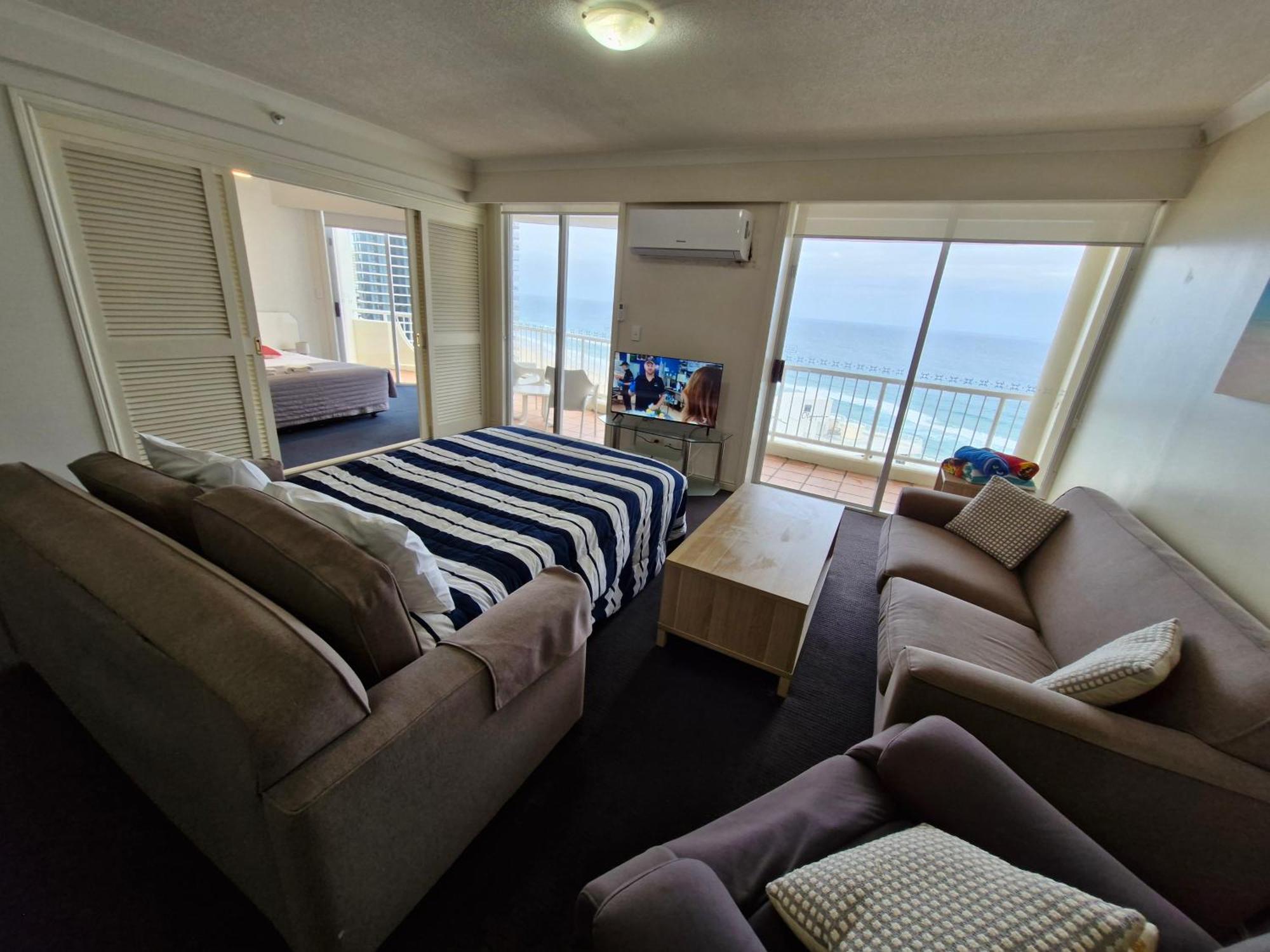 Apr Private Moroccan By The Apartment Gold Coast