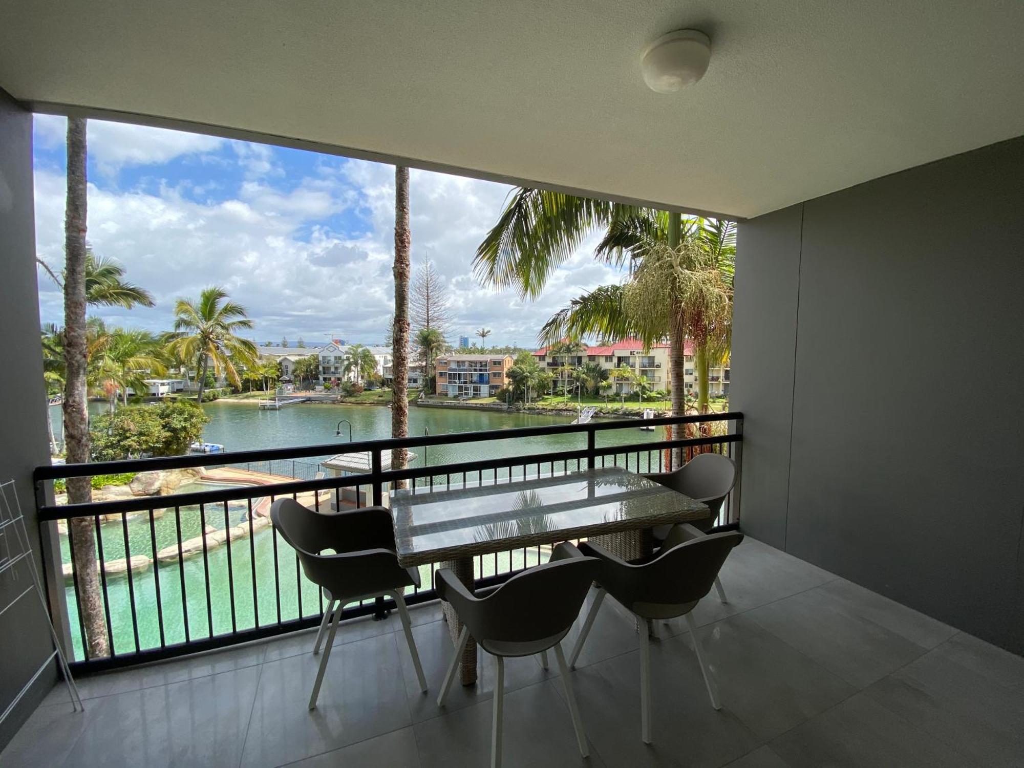 Paradise Island 3* Gold Coast