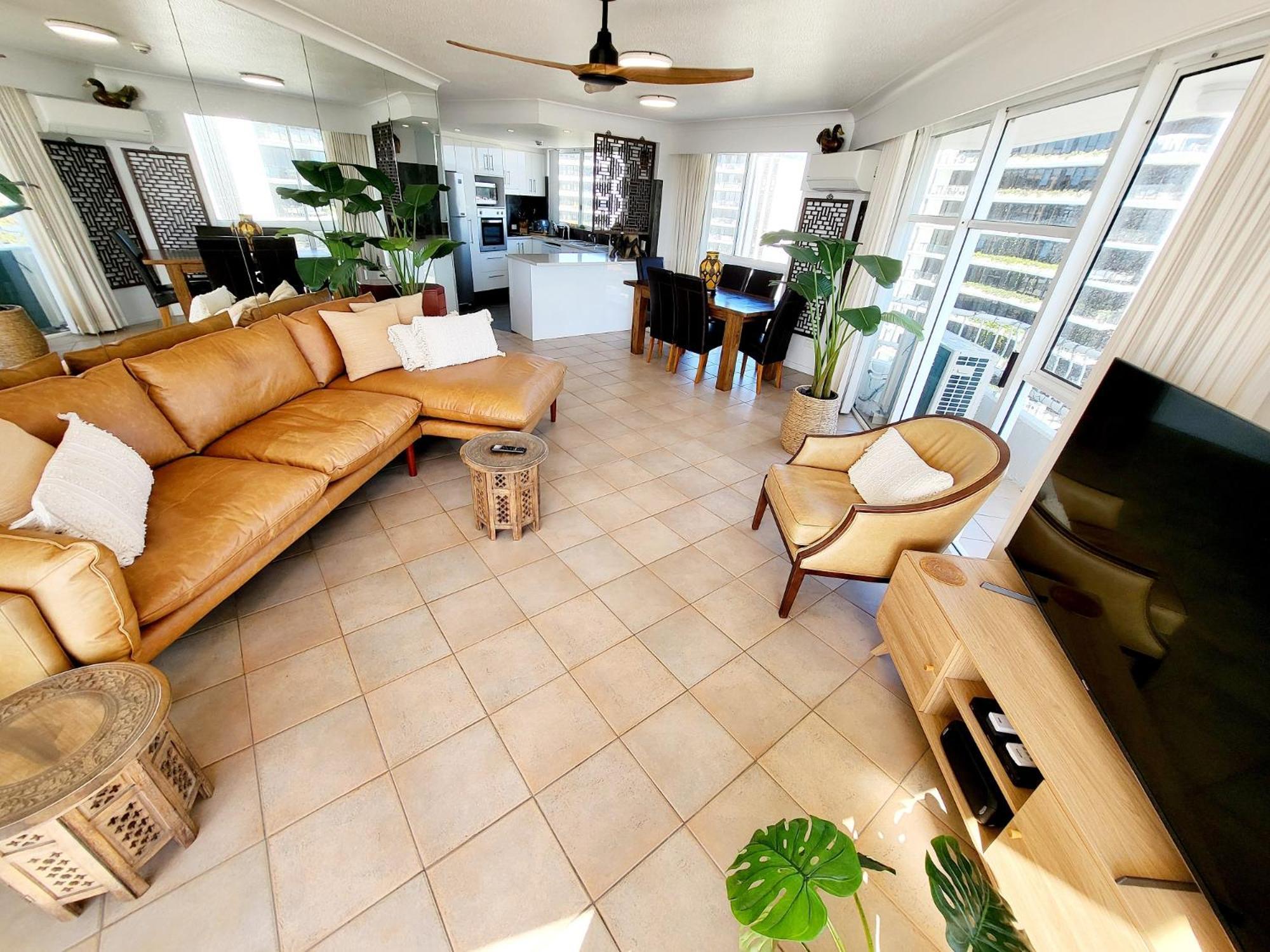 19th Avenue On The 4*
