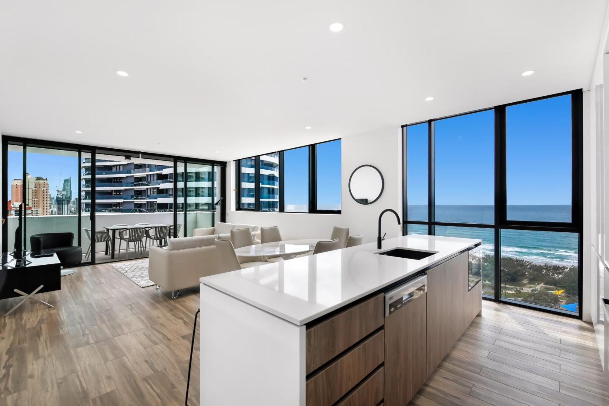 Koko Broadbeach Apartment *