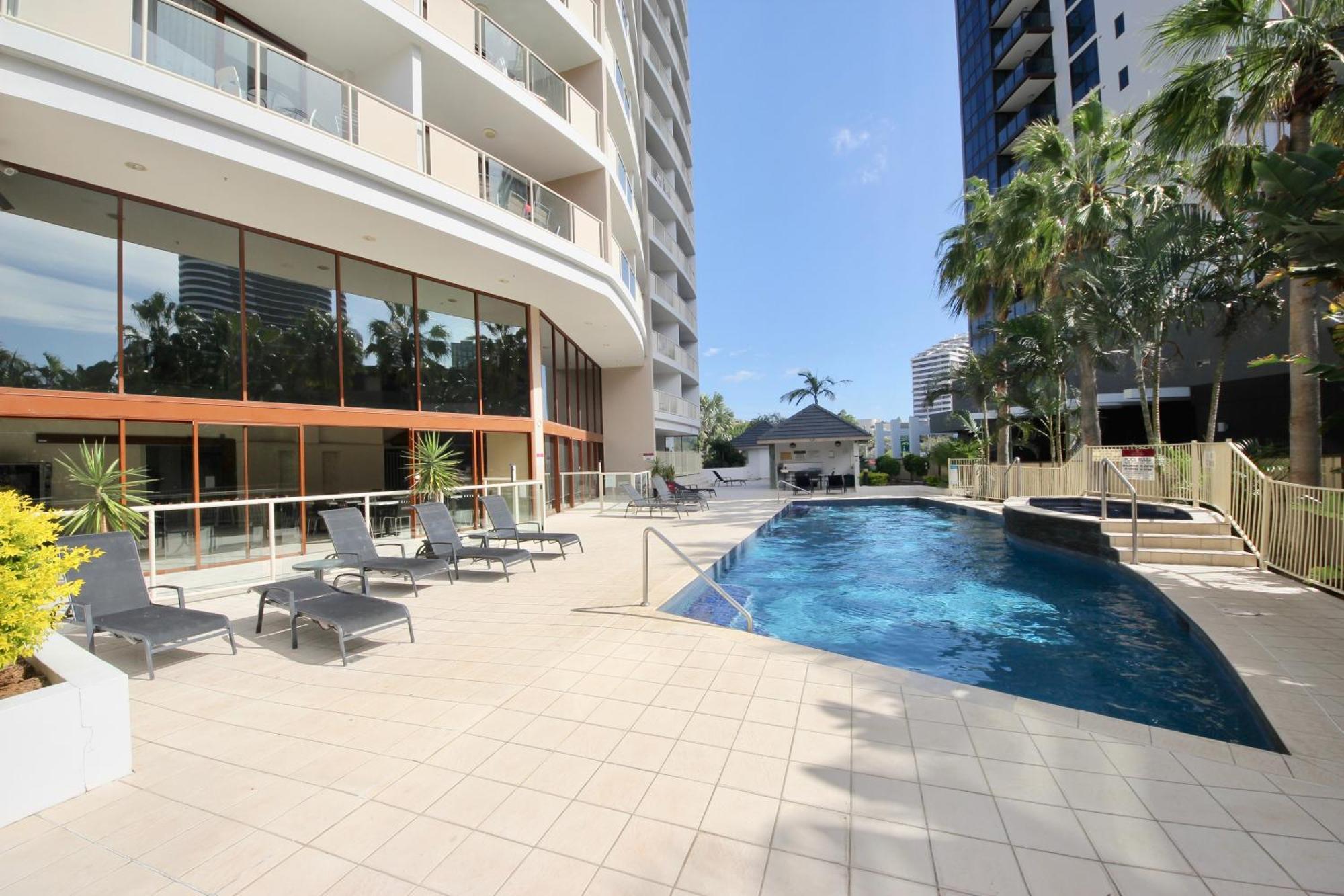 Broadbeach 601 *