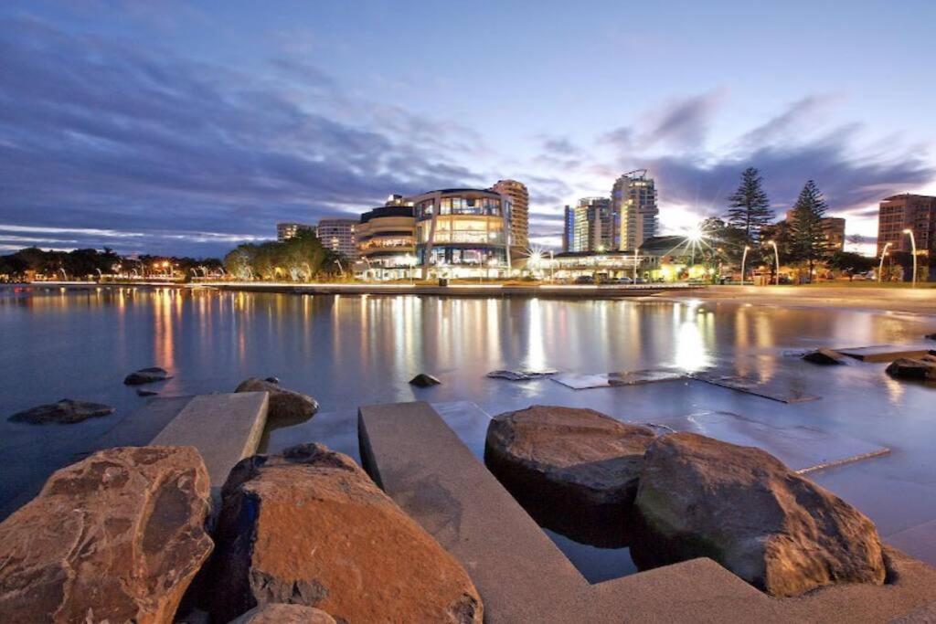 Bare Foot & Beachy On Binya! Pet Friendly House Casa de férias Gold Coast