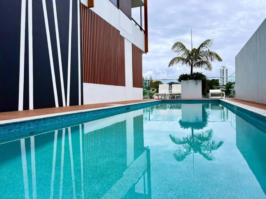 Apartment Romantic In Surfers Gold Coast