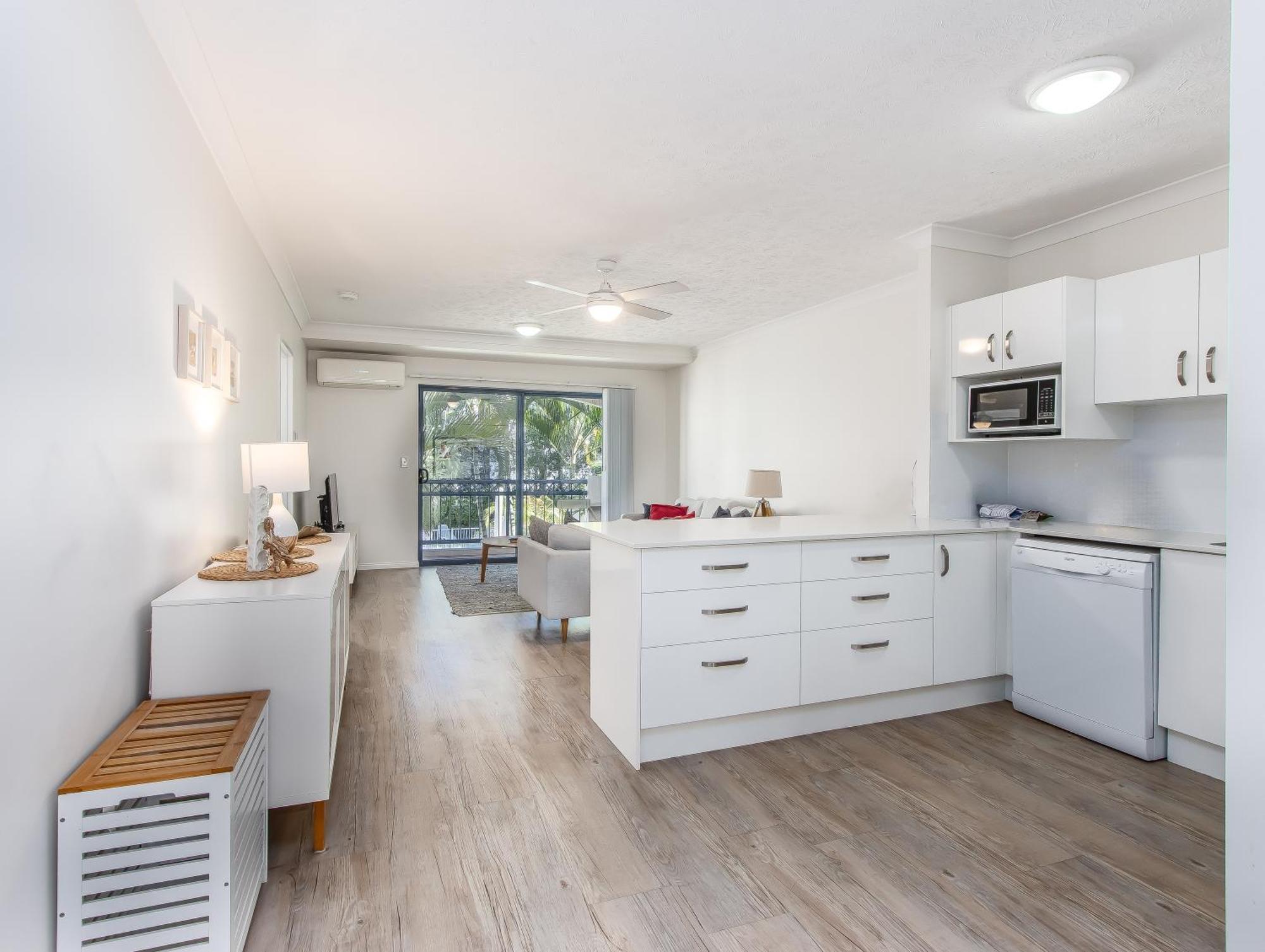 Bella Mare Coolangatta Beachside Aparthotel Gold Coast
