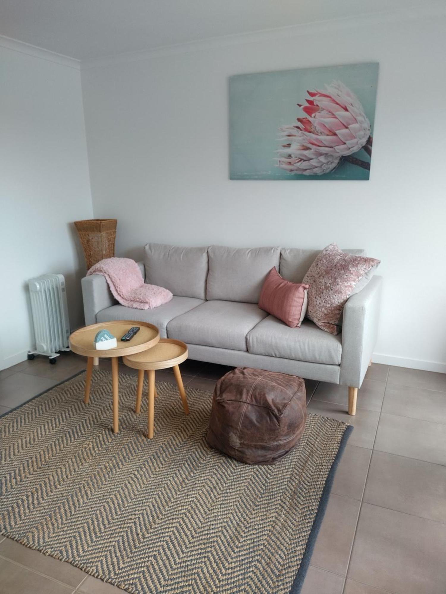 Cosy, Self-contained And To Everywhere Apartamento