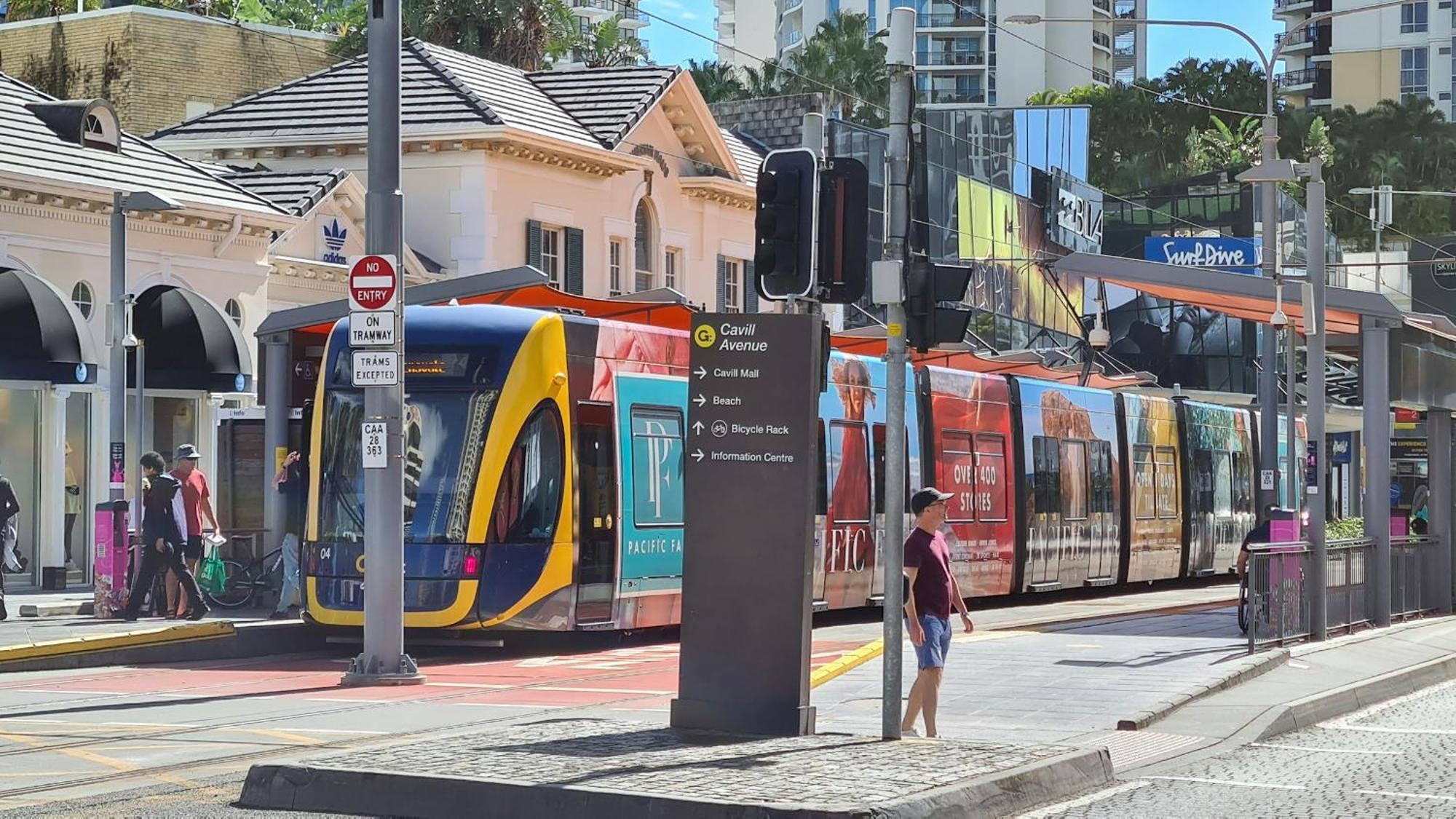 16 Sleep Family Group Getaway Gold Coast