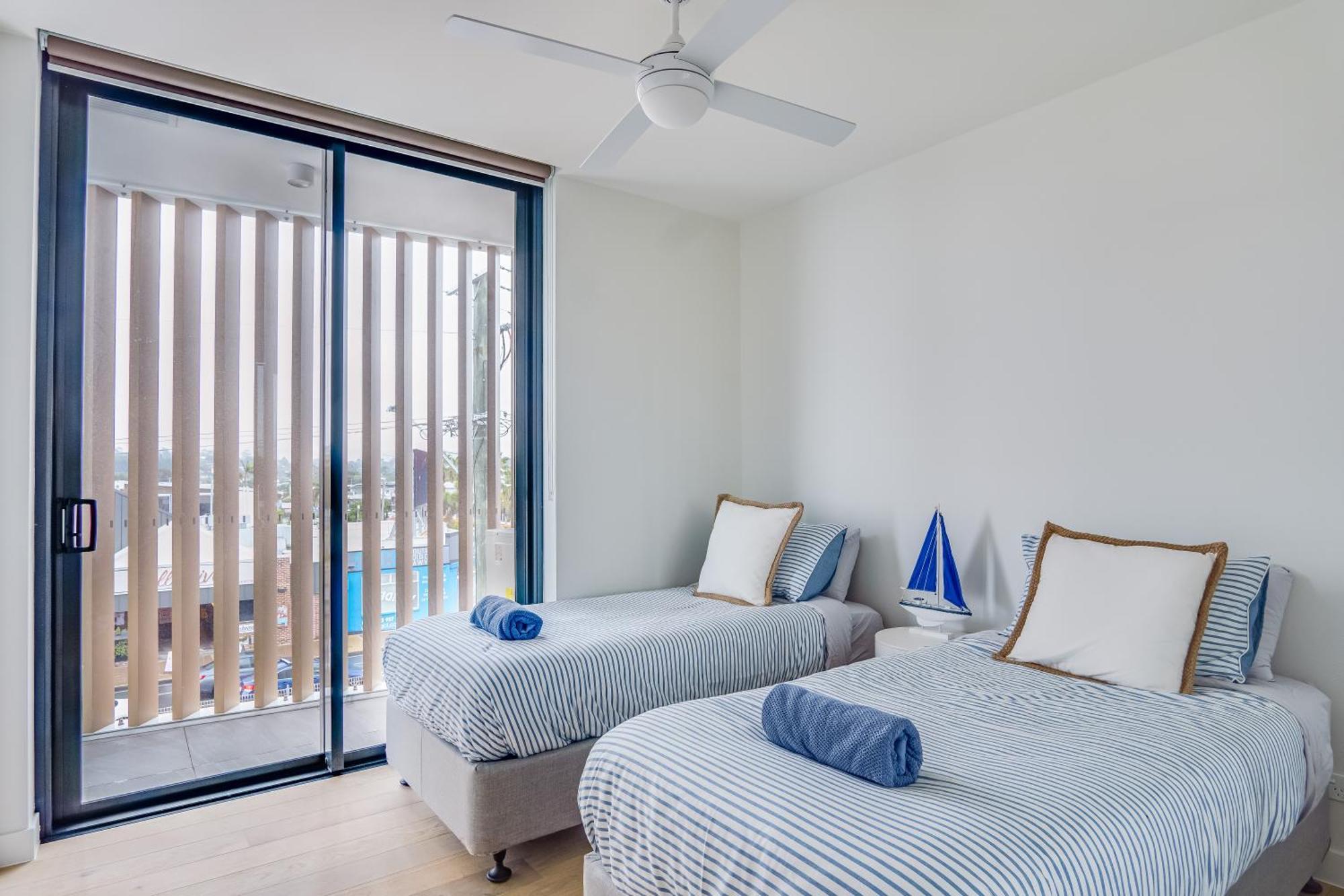 Palmy Ocean Oasis Apartment *