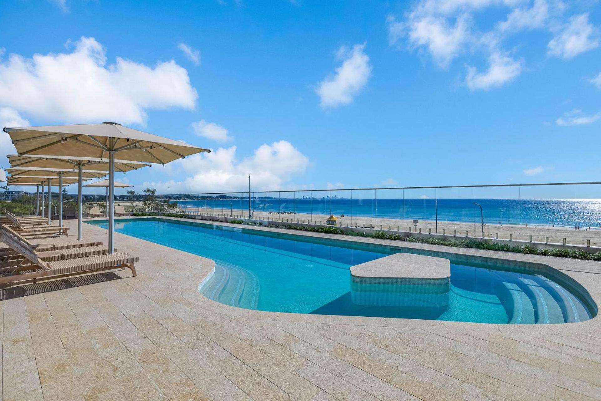 Apartment Miles At Kirra Point 303 *