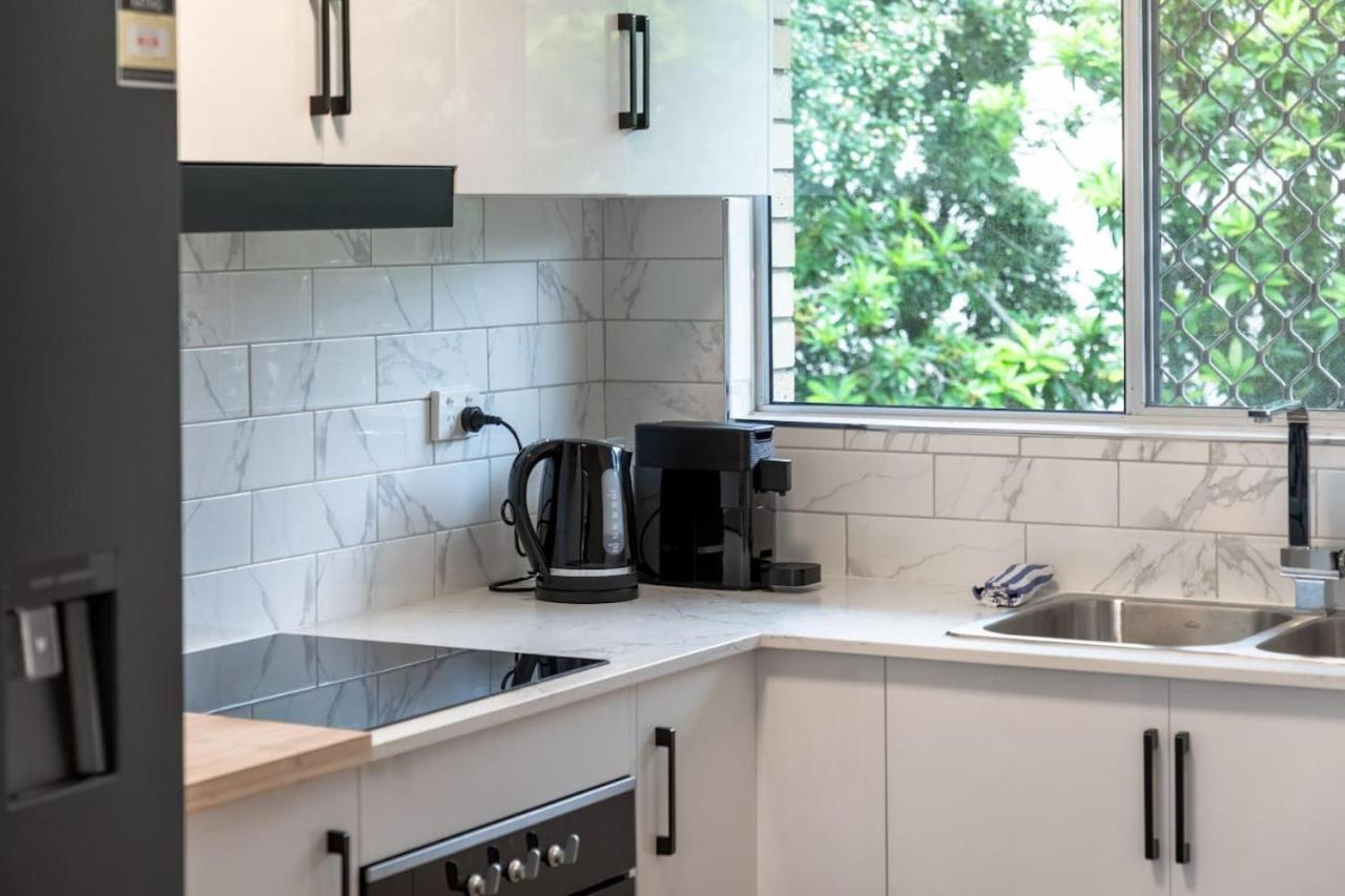 Apartment Coastal Comfort - Steps From The Gold Coast