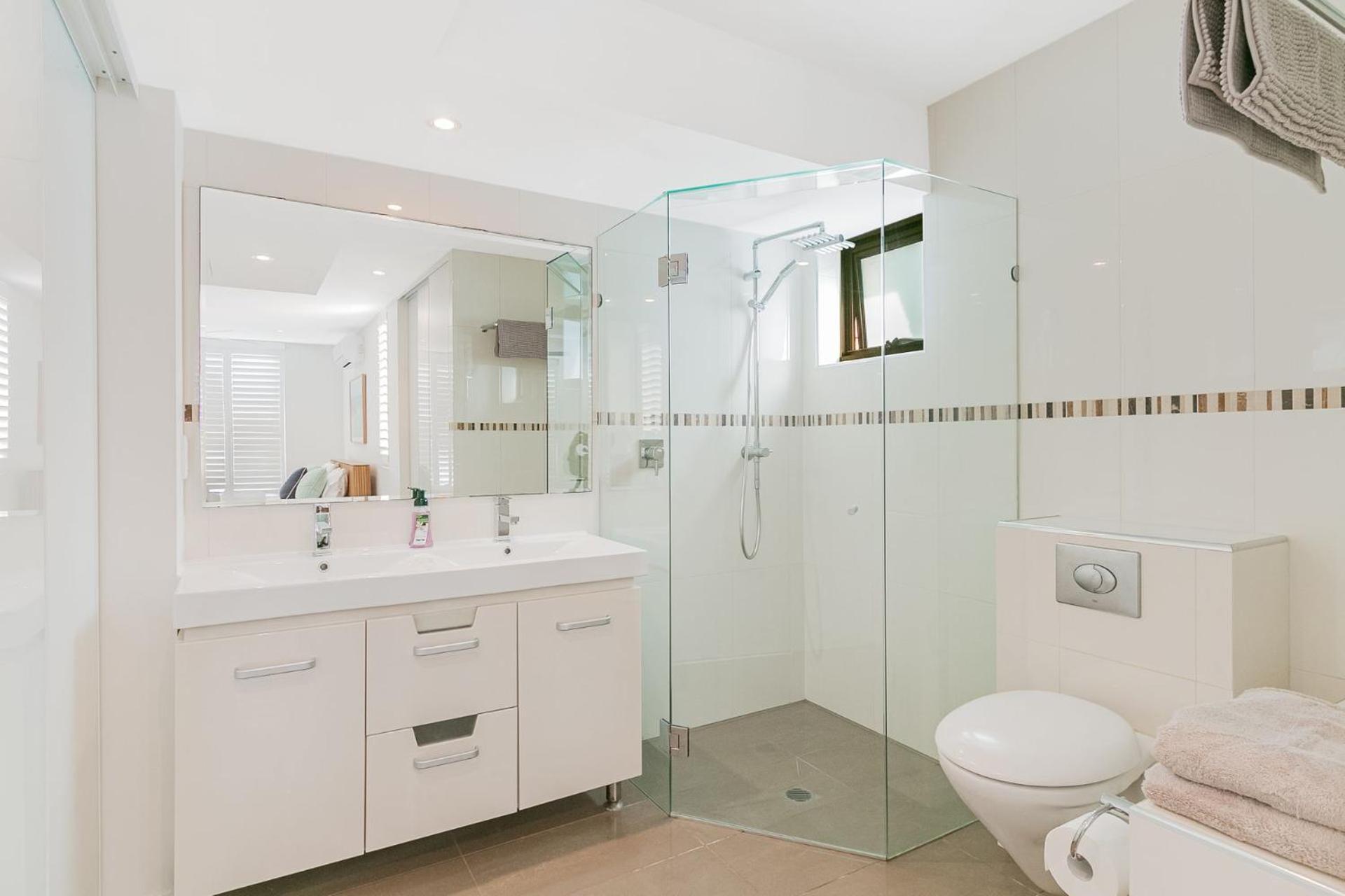Hillview Unit 5 Apartment *