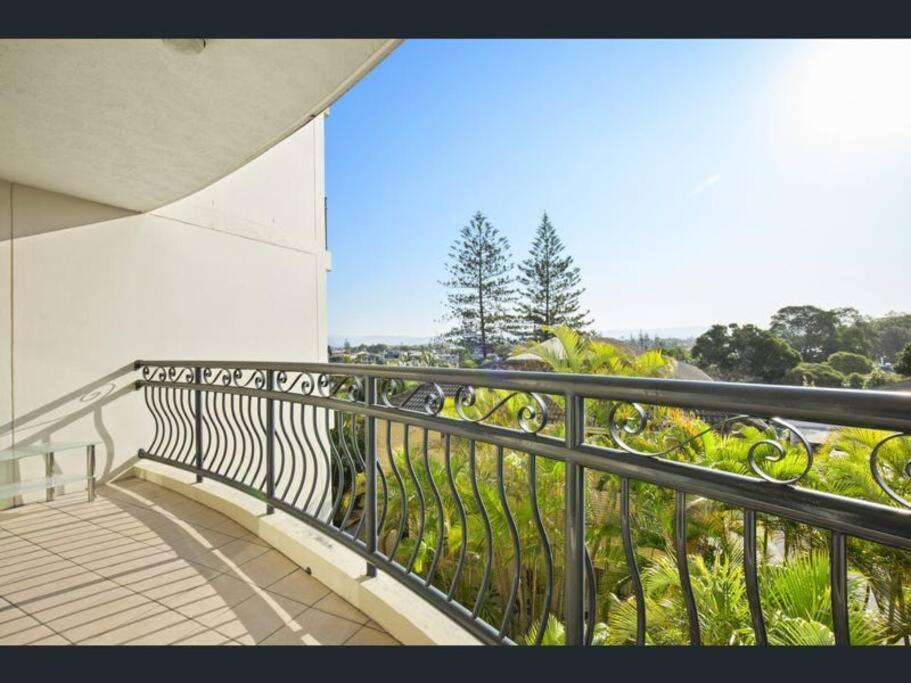 2 Bedroom Palazzo Colonnades Gold Coast