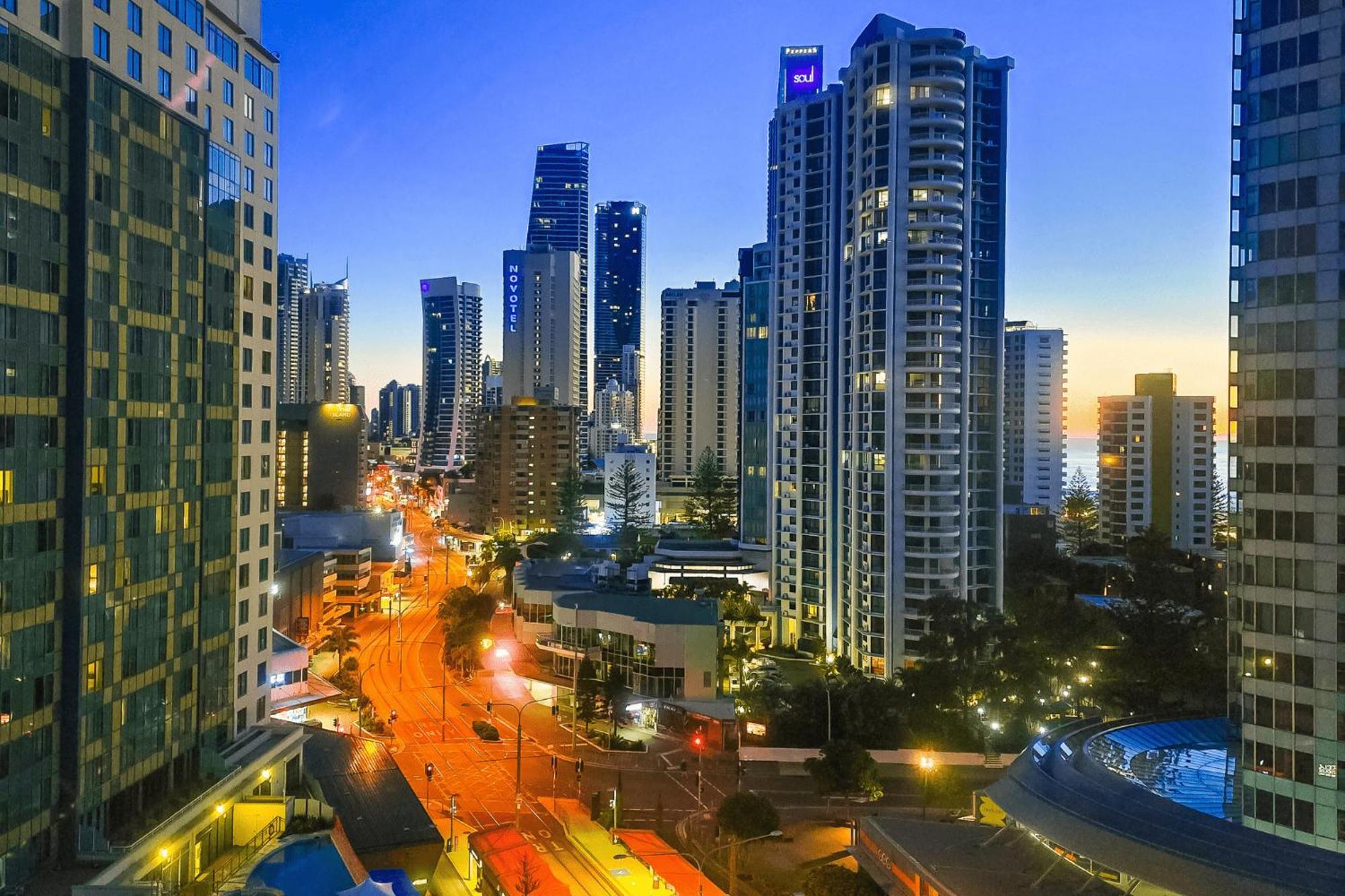 Wyndham Surfers Paradise Aparthotel Gold Coast