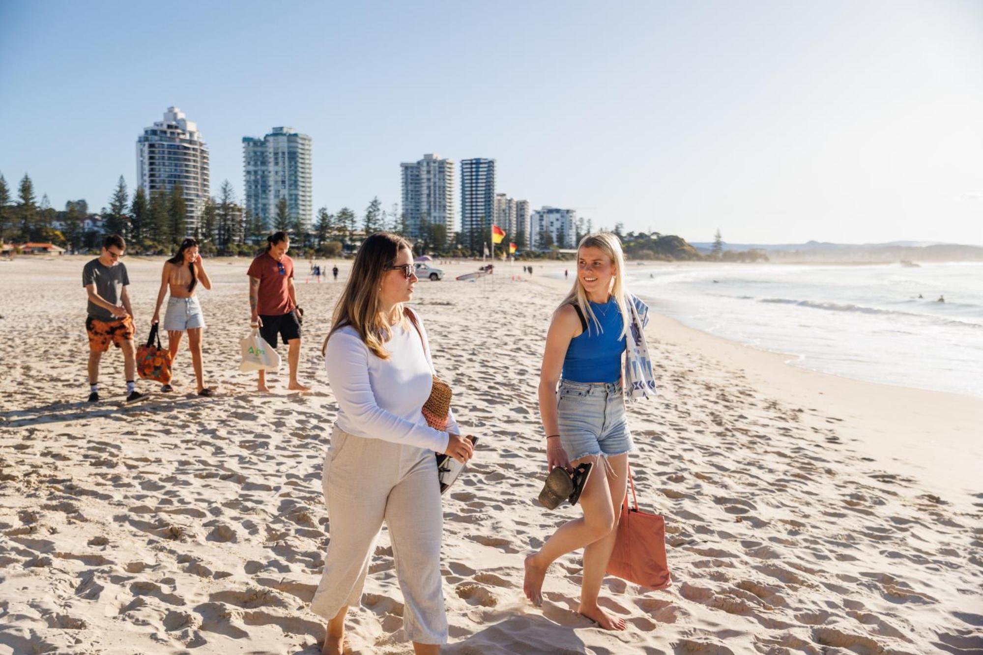Yha Coolangatta Hostel
