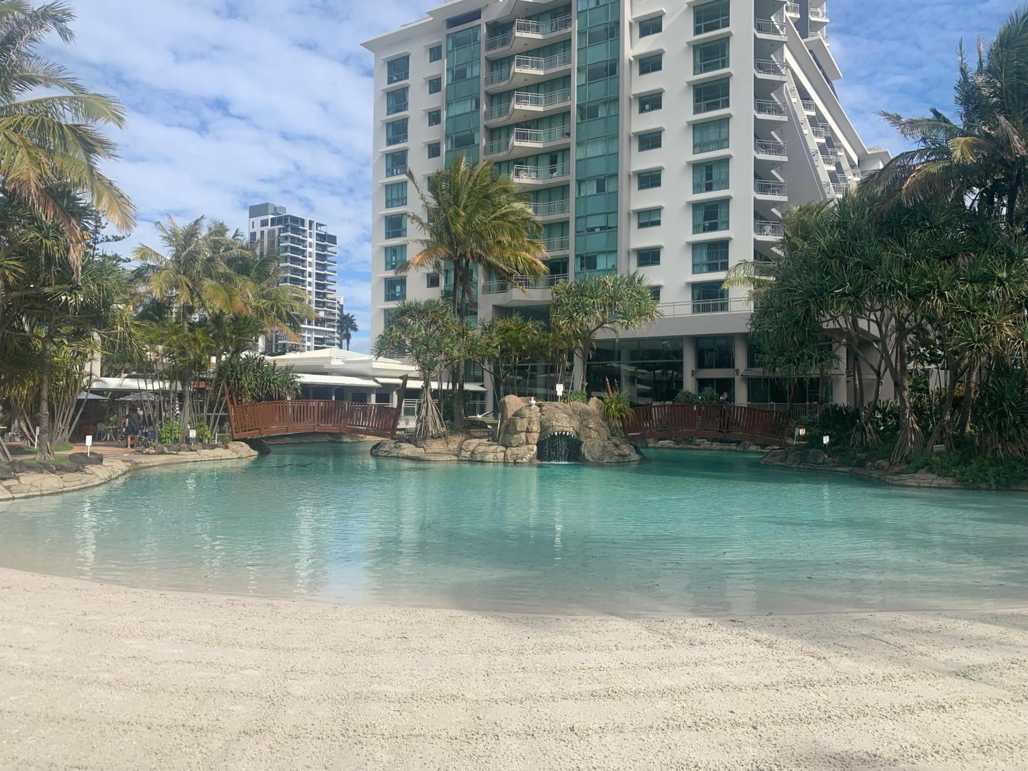Crown Towers - Private