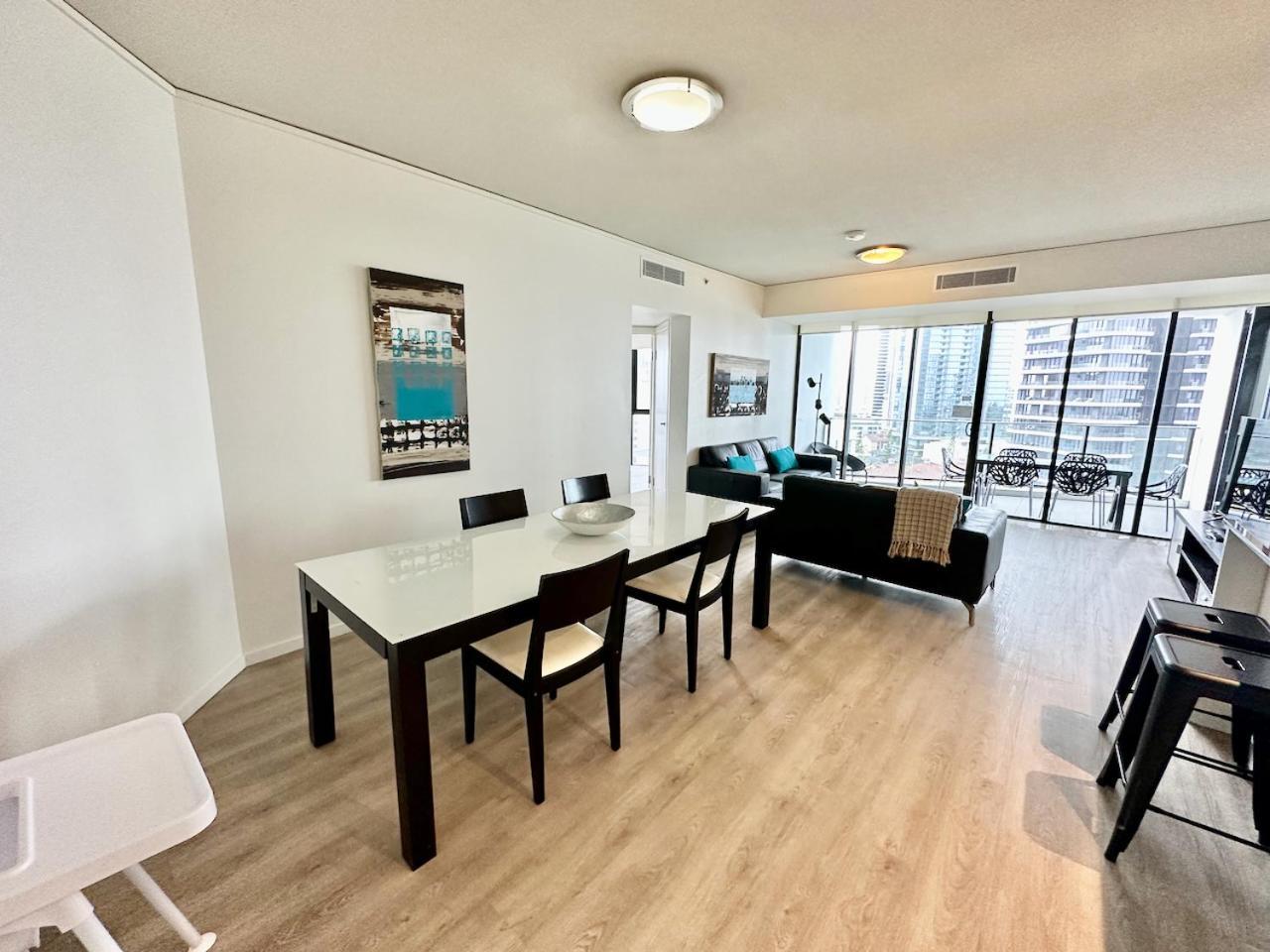 Sierra Grand 1402 Apartment