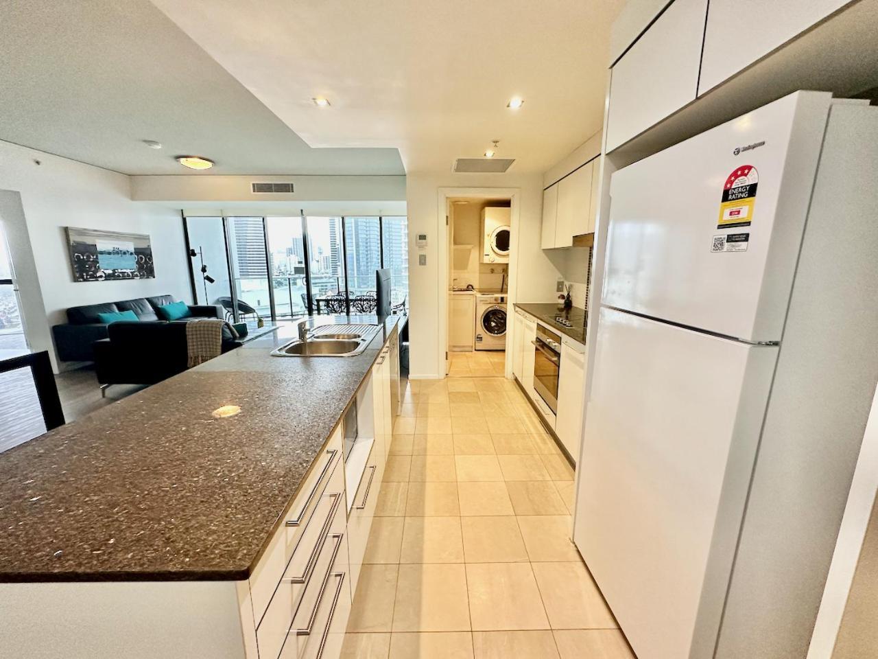 Sierra Grand 1402 Apartment Gold Coast
