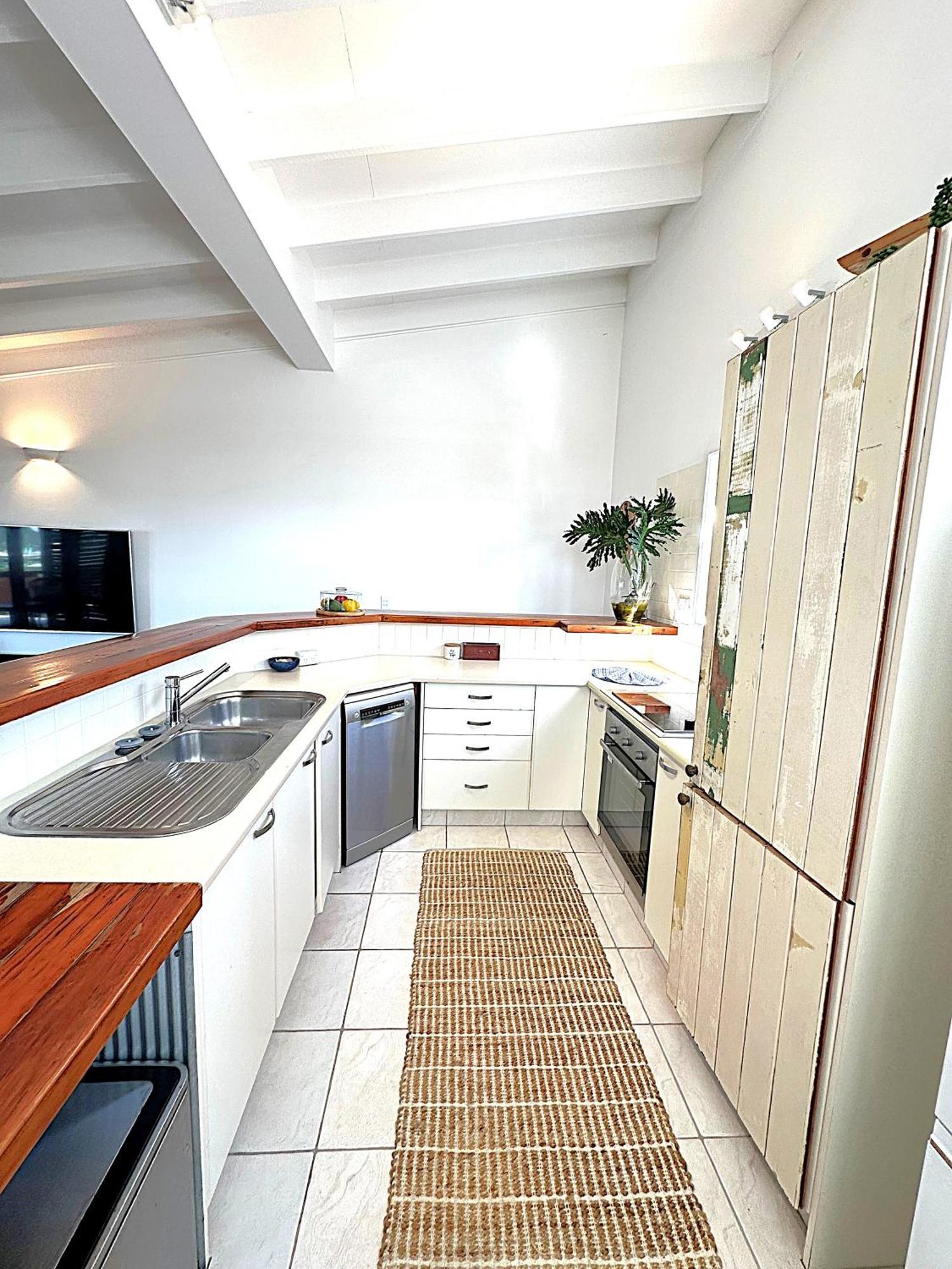 Castaway In Tugun Holiday home