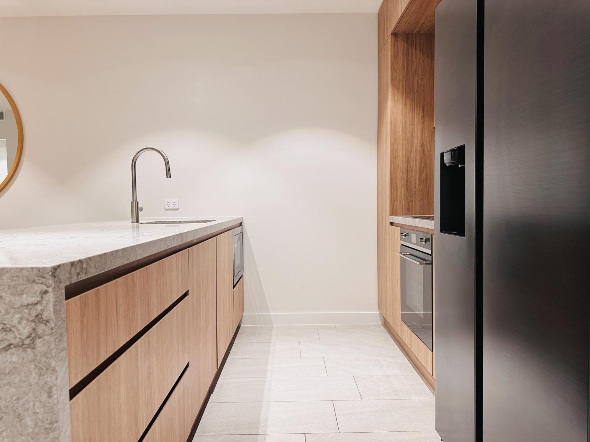 Luxe Living With Ocean View 3 Beds Parking Apartment