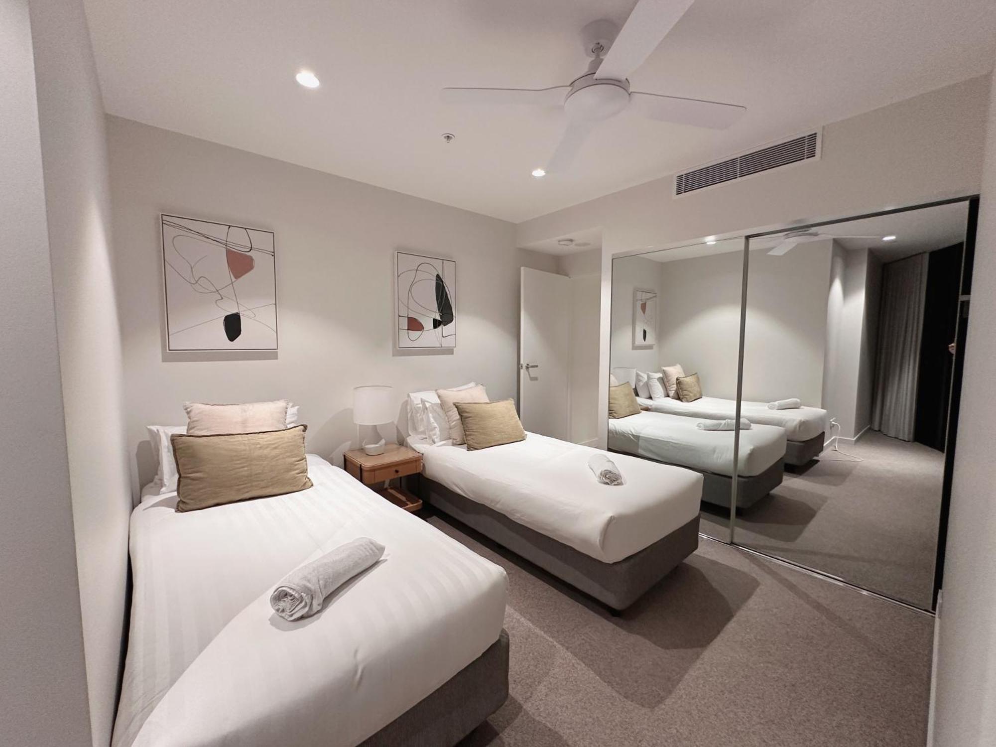 Apartment Luxe Living With Ocean View 3 Beds Parking