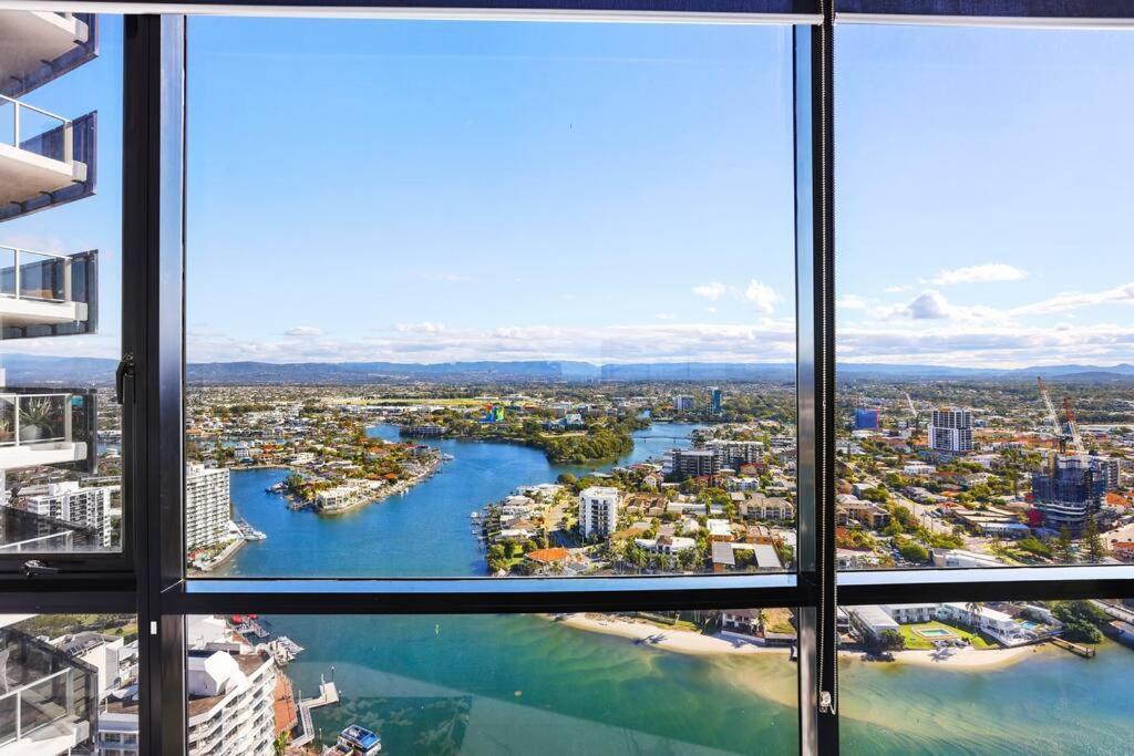 Huge Circle On Cavill 2 Brm Sleeps 6 - Optimise * Gold Coast