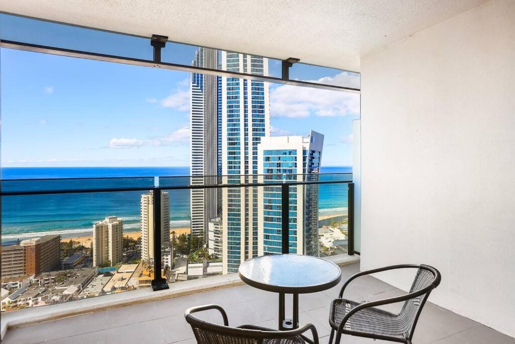Apartment Huge Circle On Cavill 2 Brm Sleeps 6 - Optimise Gold Coast