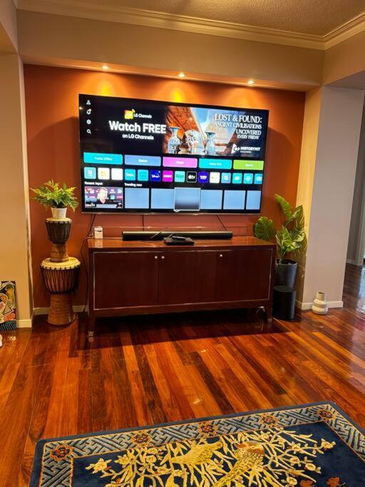 Welcome To A 275m2 Sub-penthouse With Great Ocean Apartamento