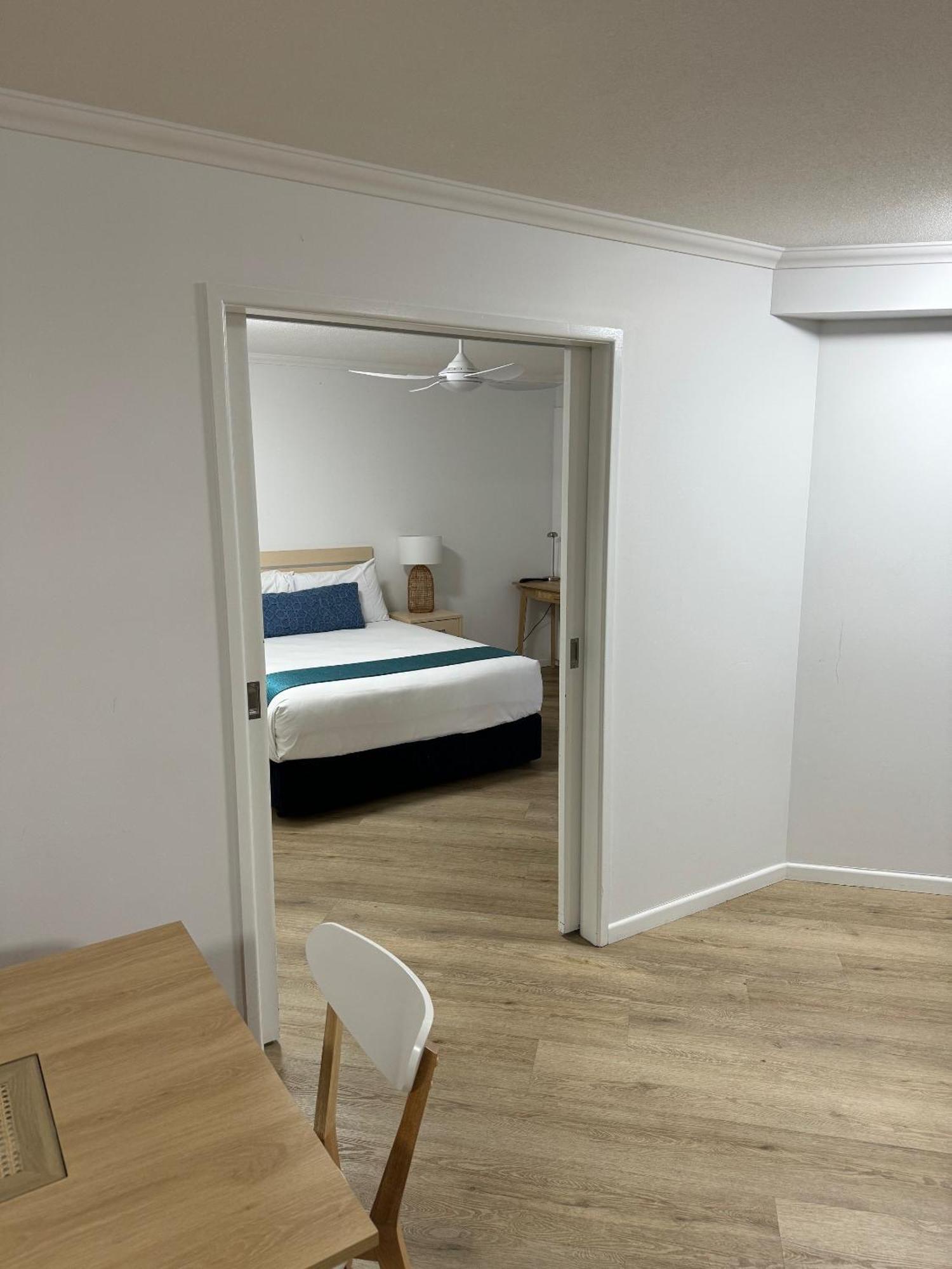 Surfers Paradise - Huge Family Apartment Gold Coast