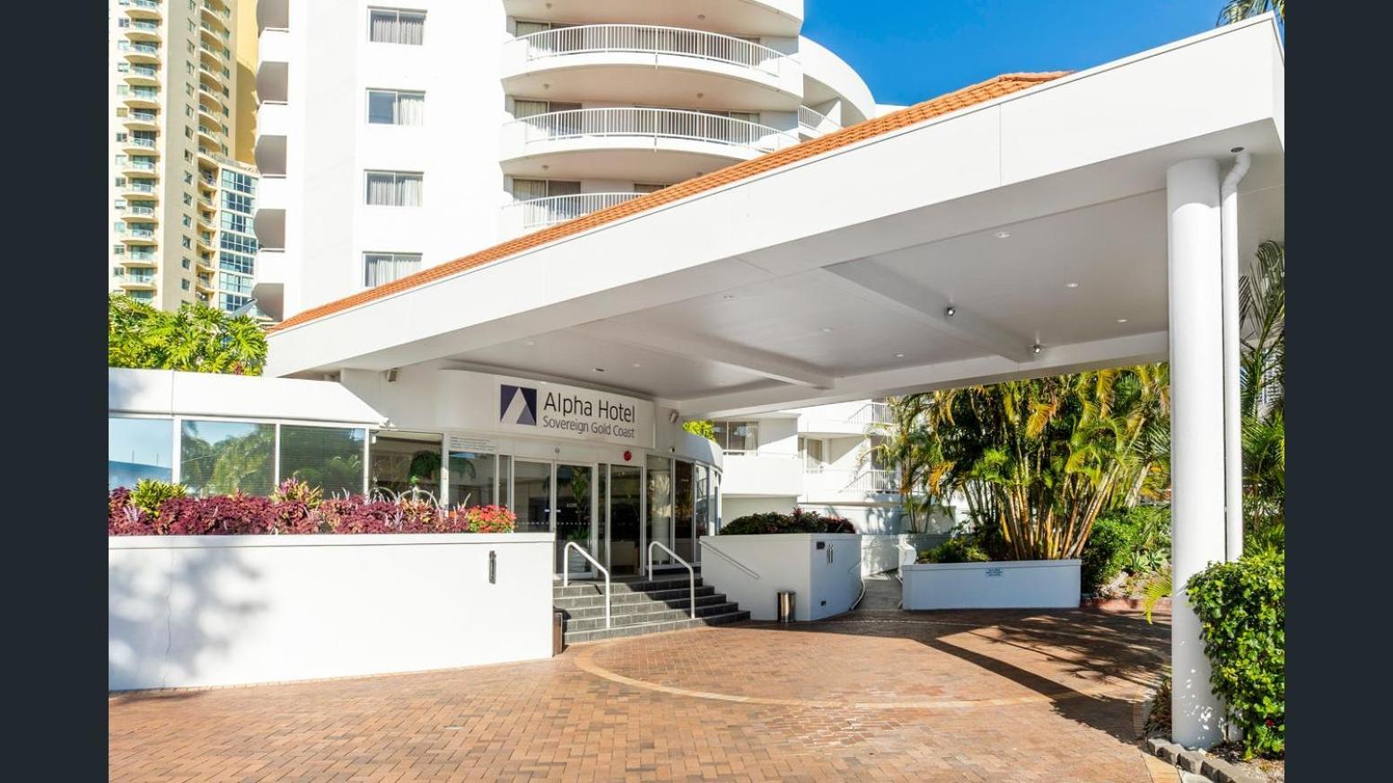 Surfers Paradise - Huge Family Gold Coast