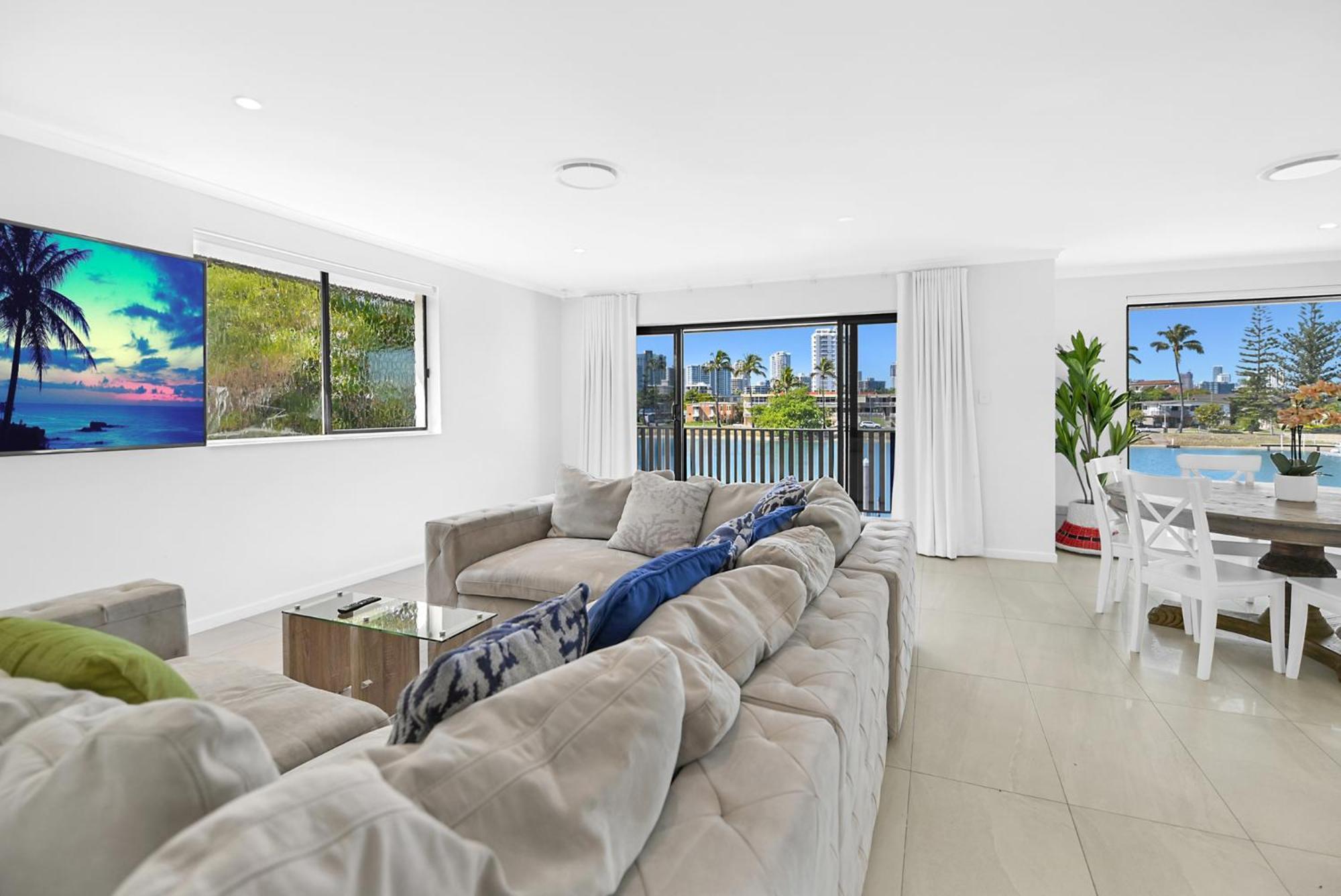 Riverside 3bedroom Sunny House In Surfers Paradise *